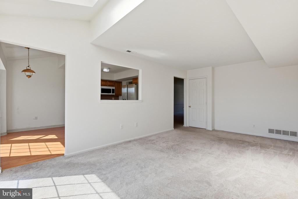 136 N TIMBER ROAD