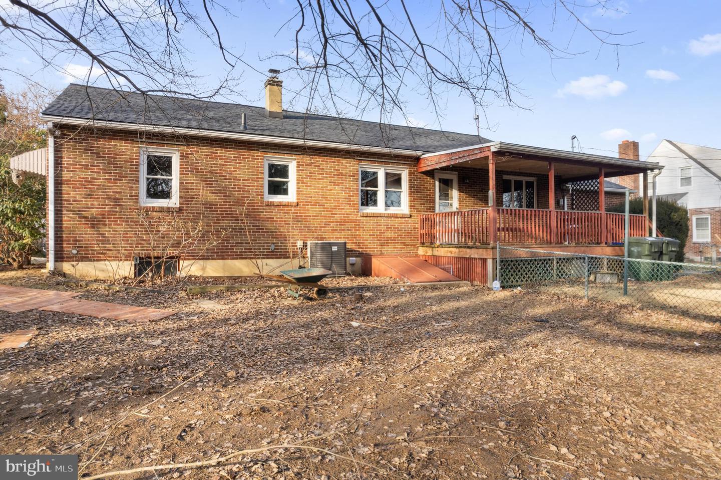 1508 Robin Rd