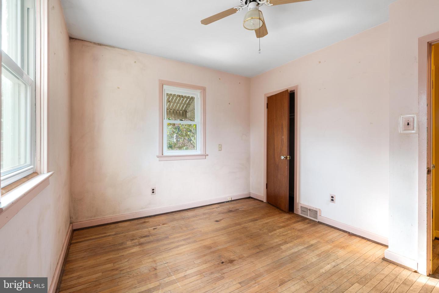 1508 Robin Rd