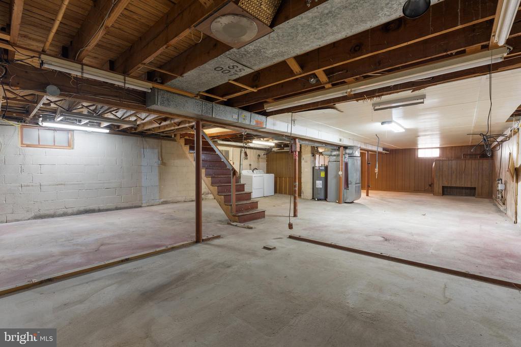 1508 Robin Rd