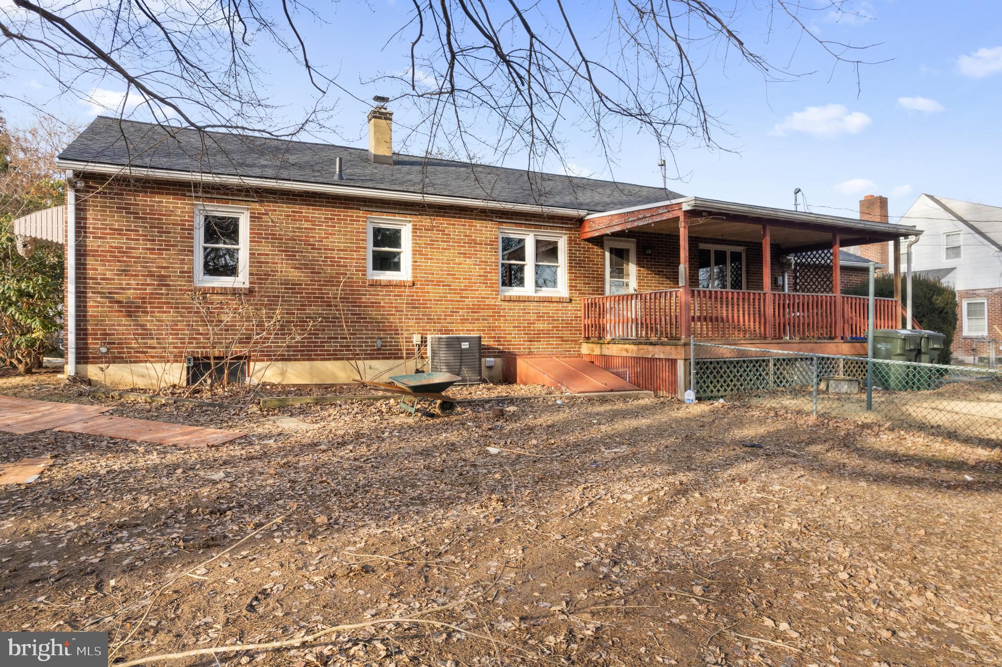 1508 Robin Rd