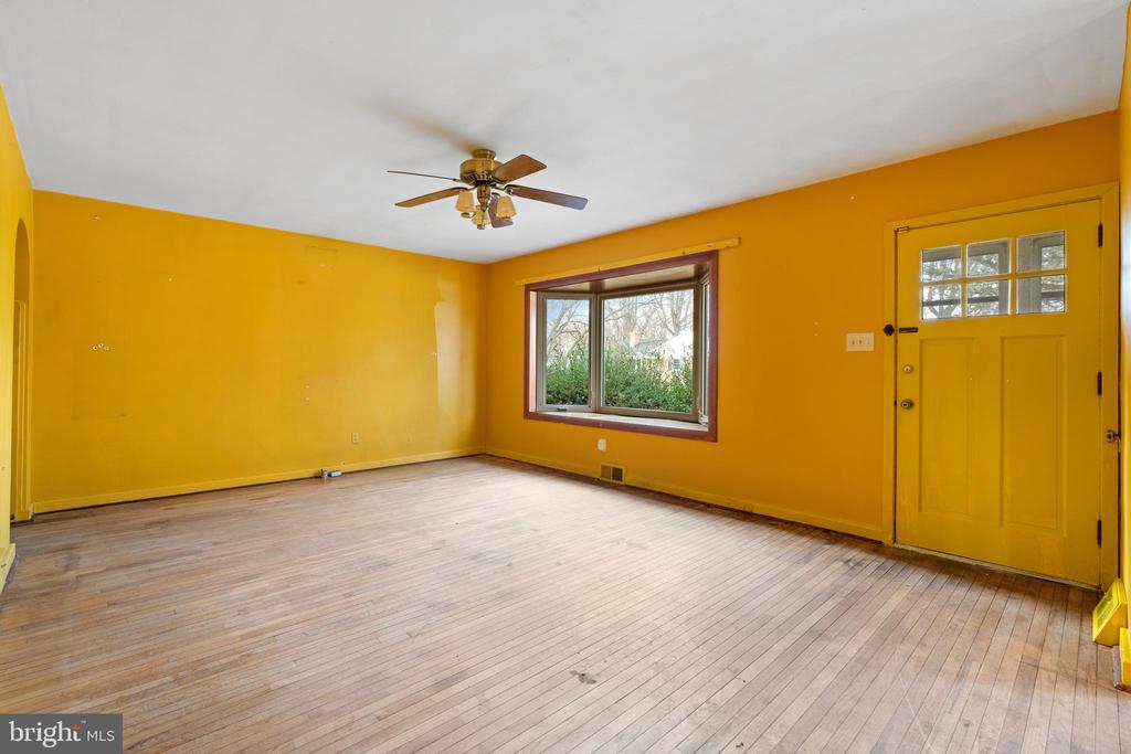 1508 Robin Rd