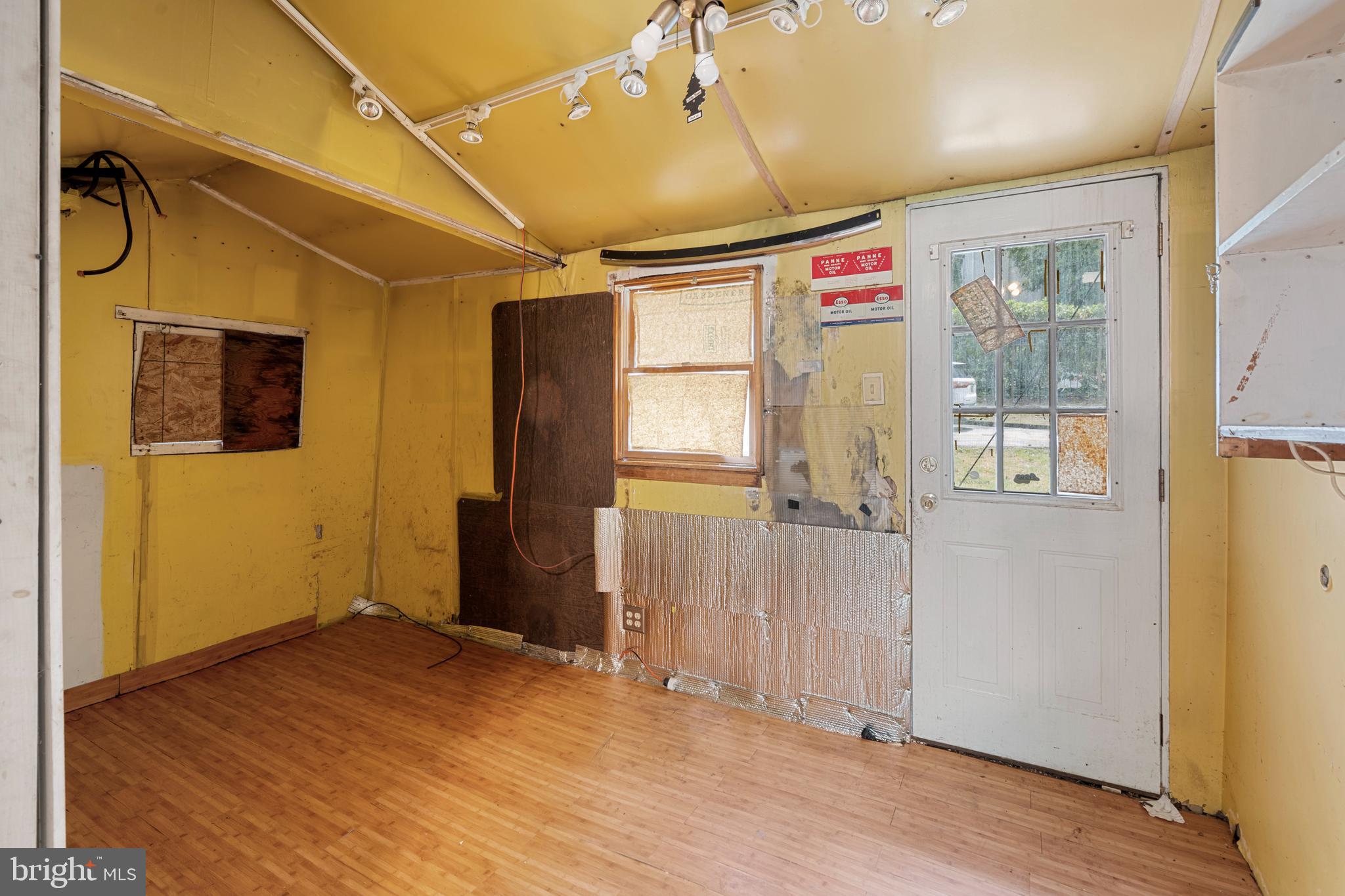 527 Berwyn Baptist Rd