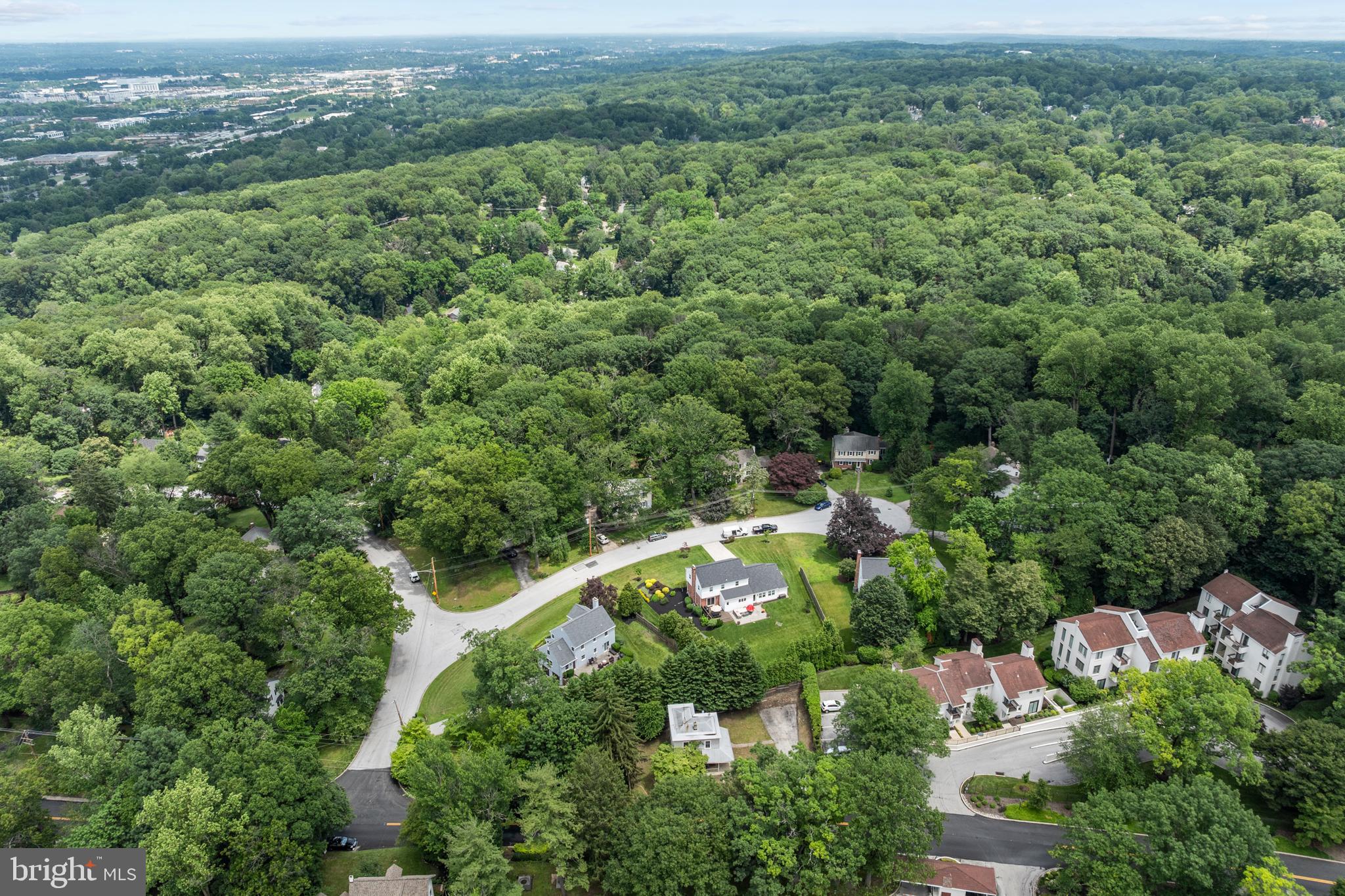 527 Berwyn Baptist Rd