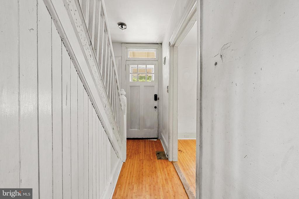 527 Berwyn Baptist Rd