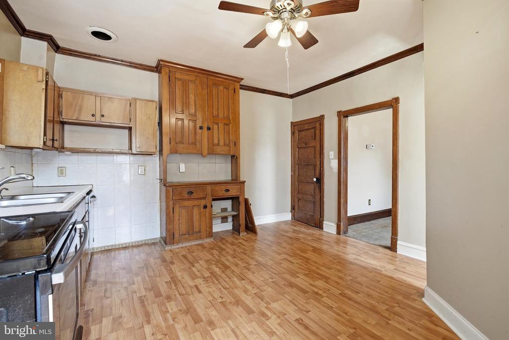 300 NUTT ROAD