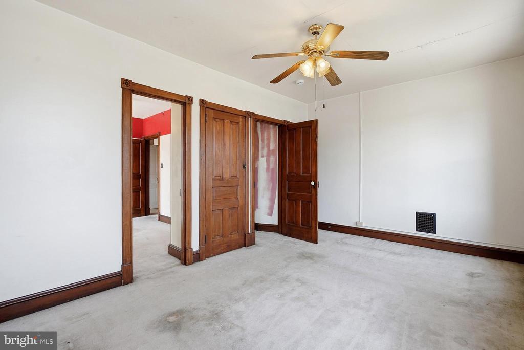 300 NUTT ROAD
