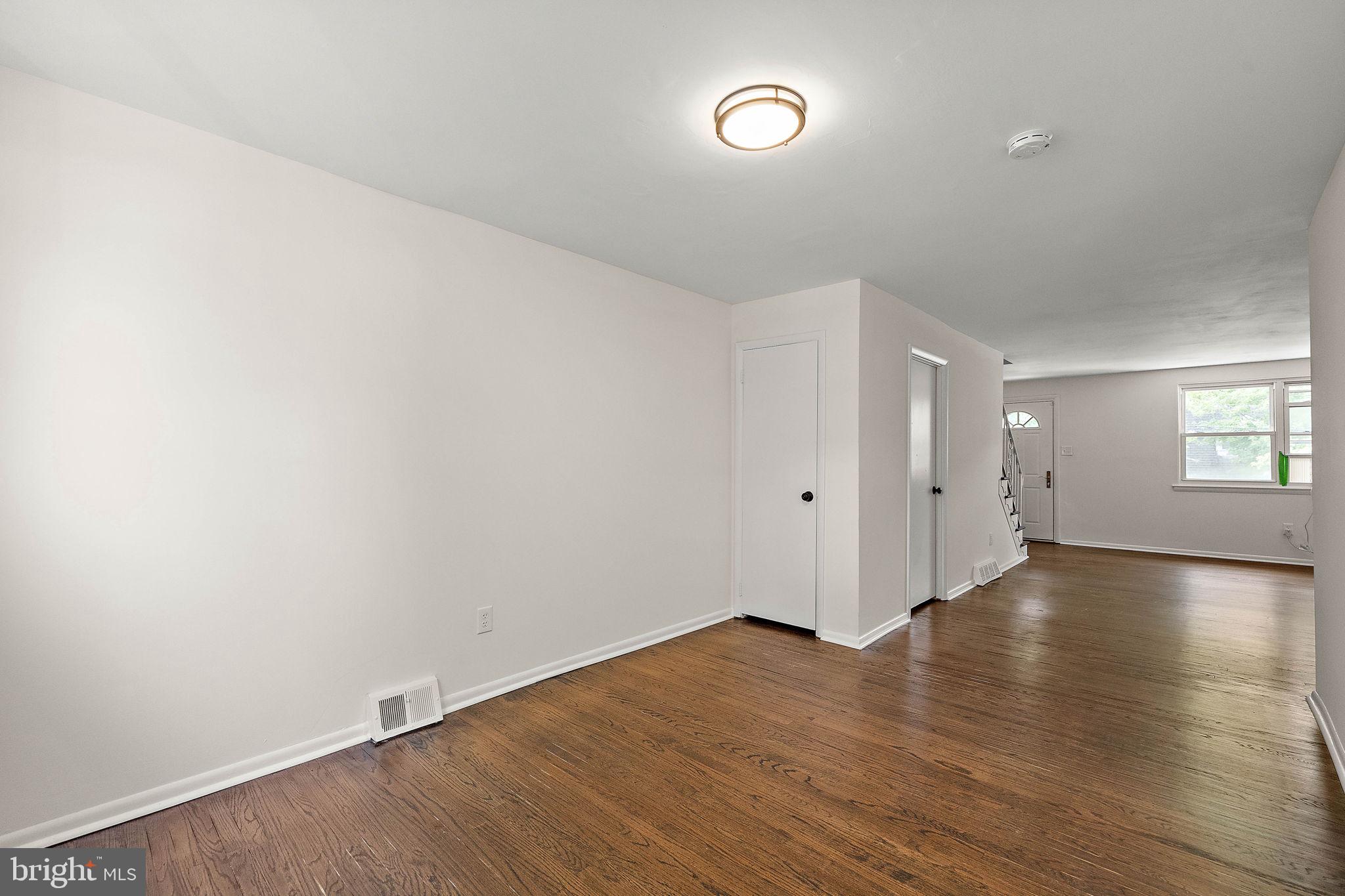1545 Rainer Rd