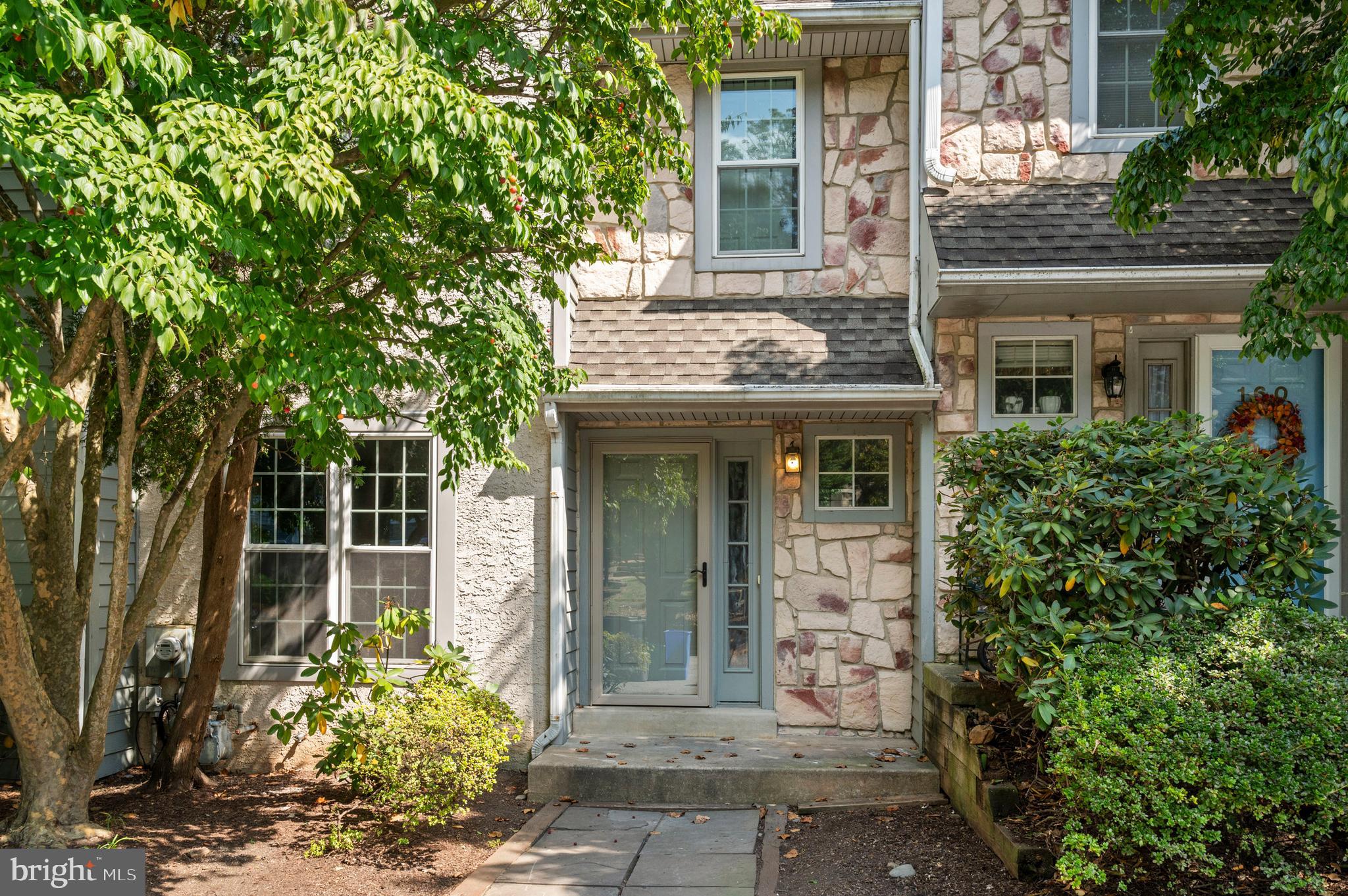 161 Nottingham Ct