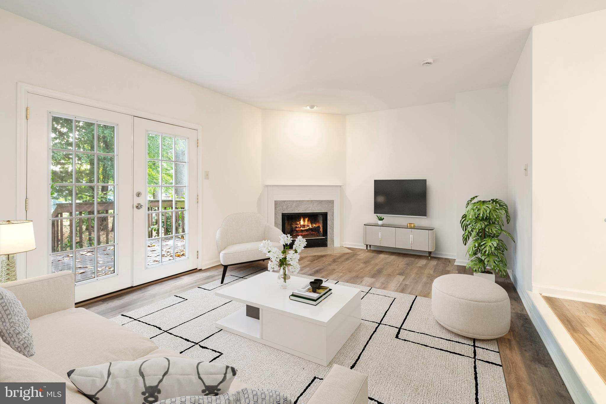 161 Nottingham Ct