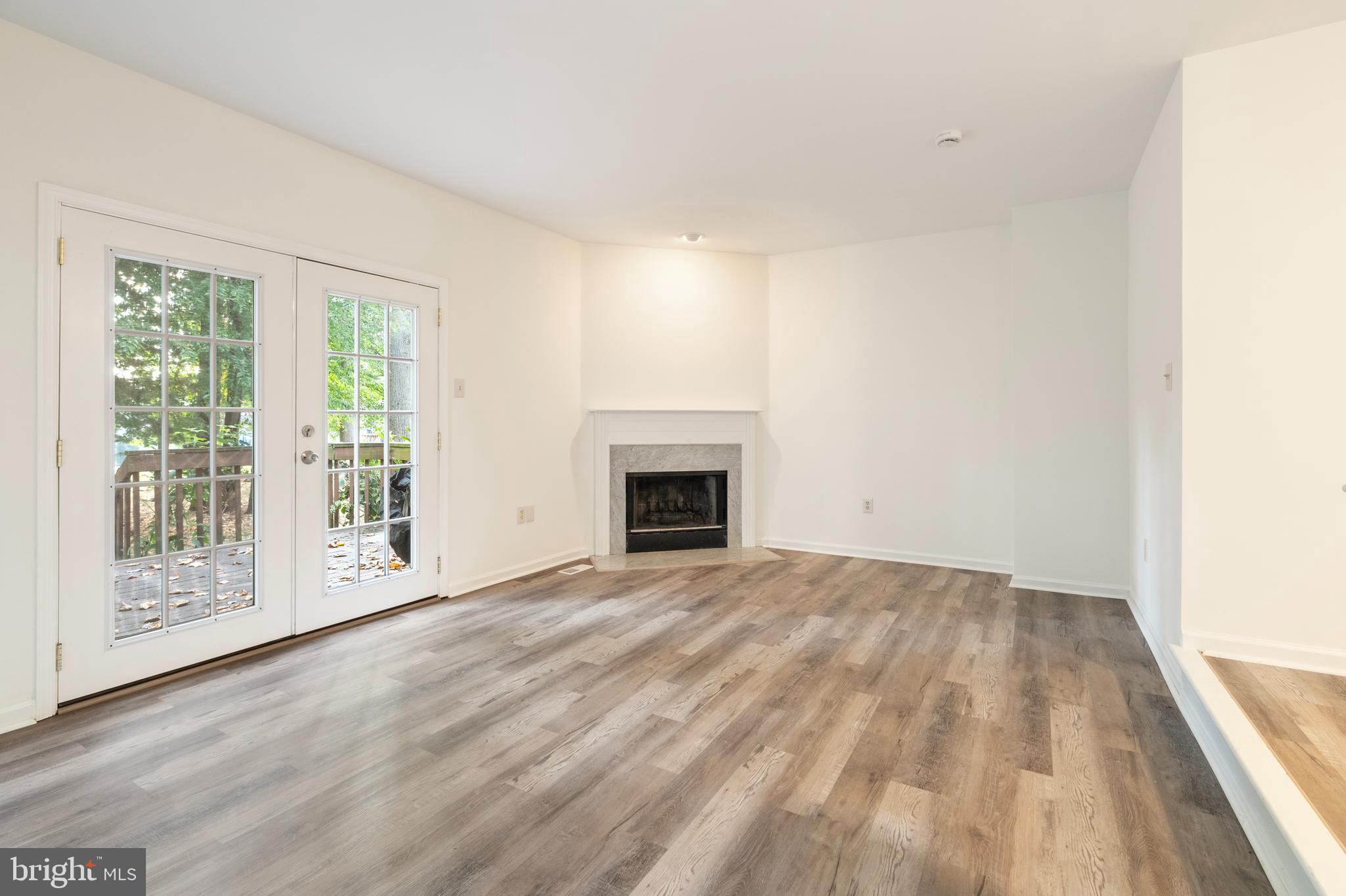 161 Nottingham Ct