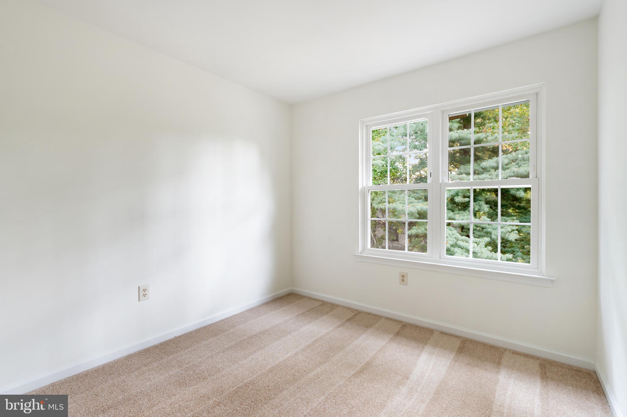 161 Nottingham Ct