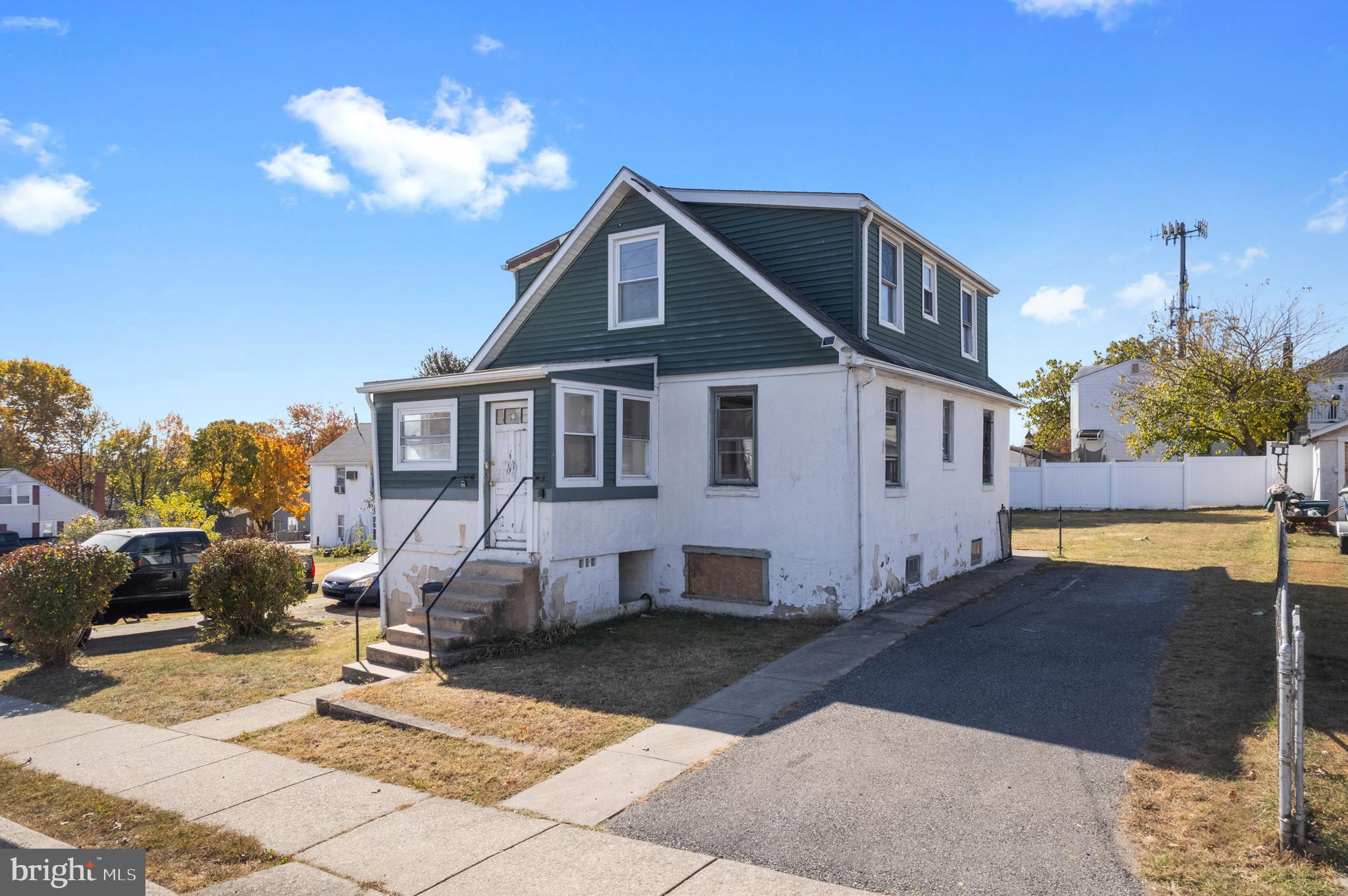 1012 Anderson Ave