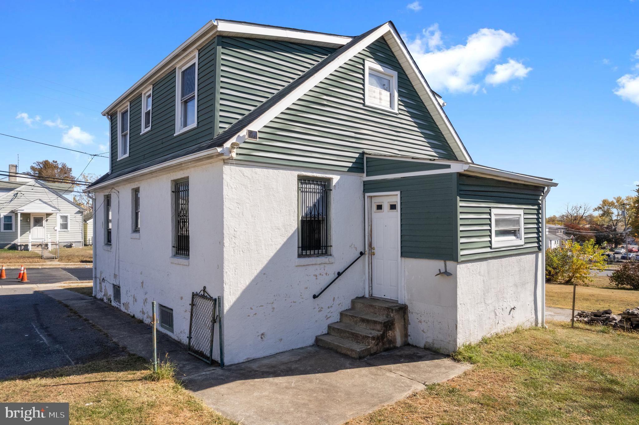 1012 Anderson Ave
