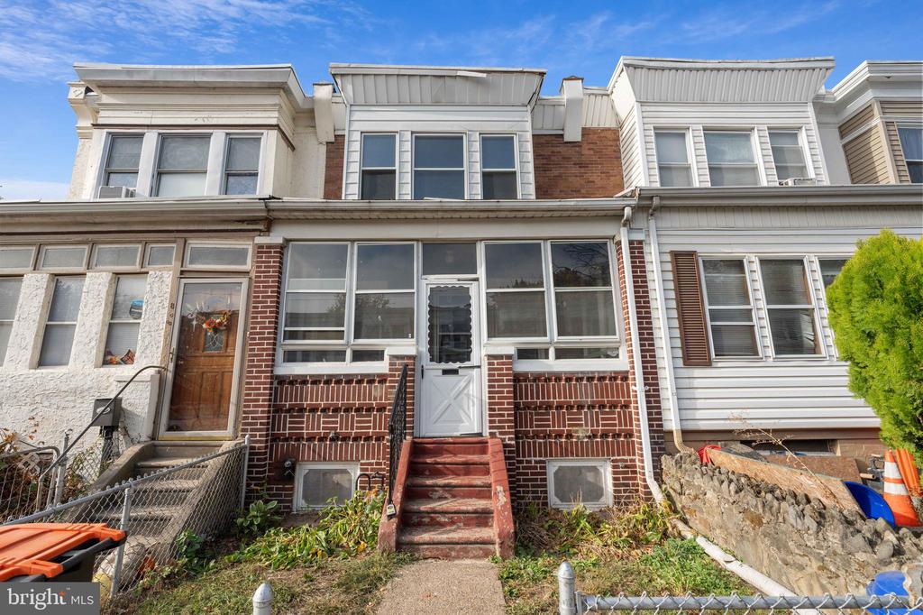 810 McDowell Ave