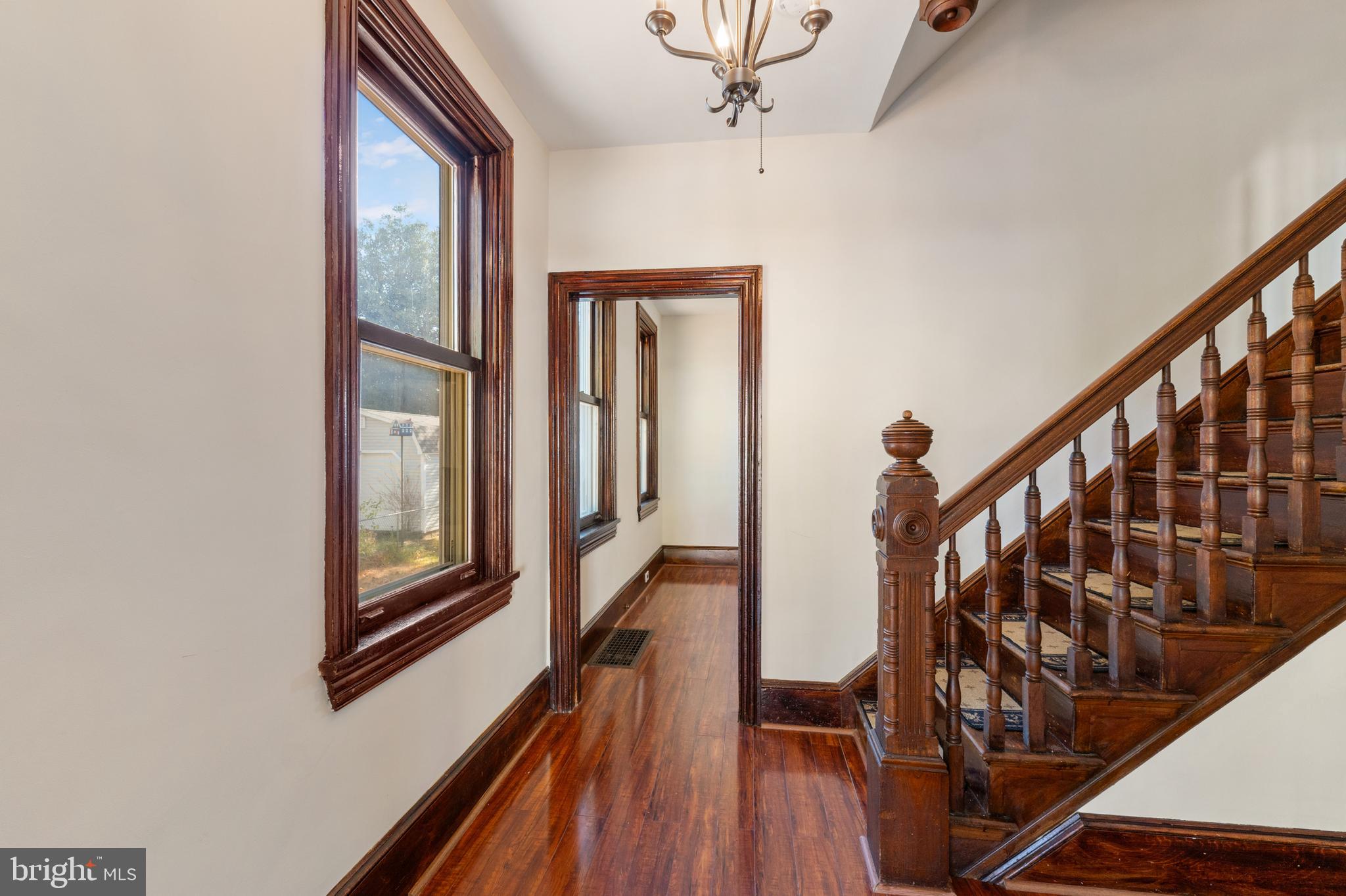 318 Seminole St