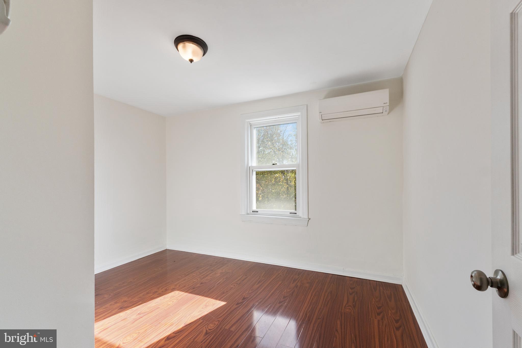 318 Seminole St