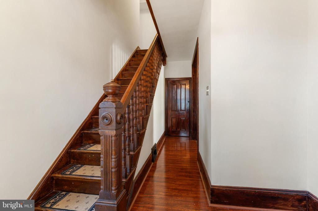 318 Seminole St