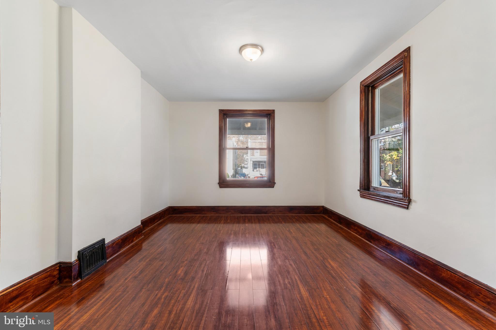 318 Seminole St