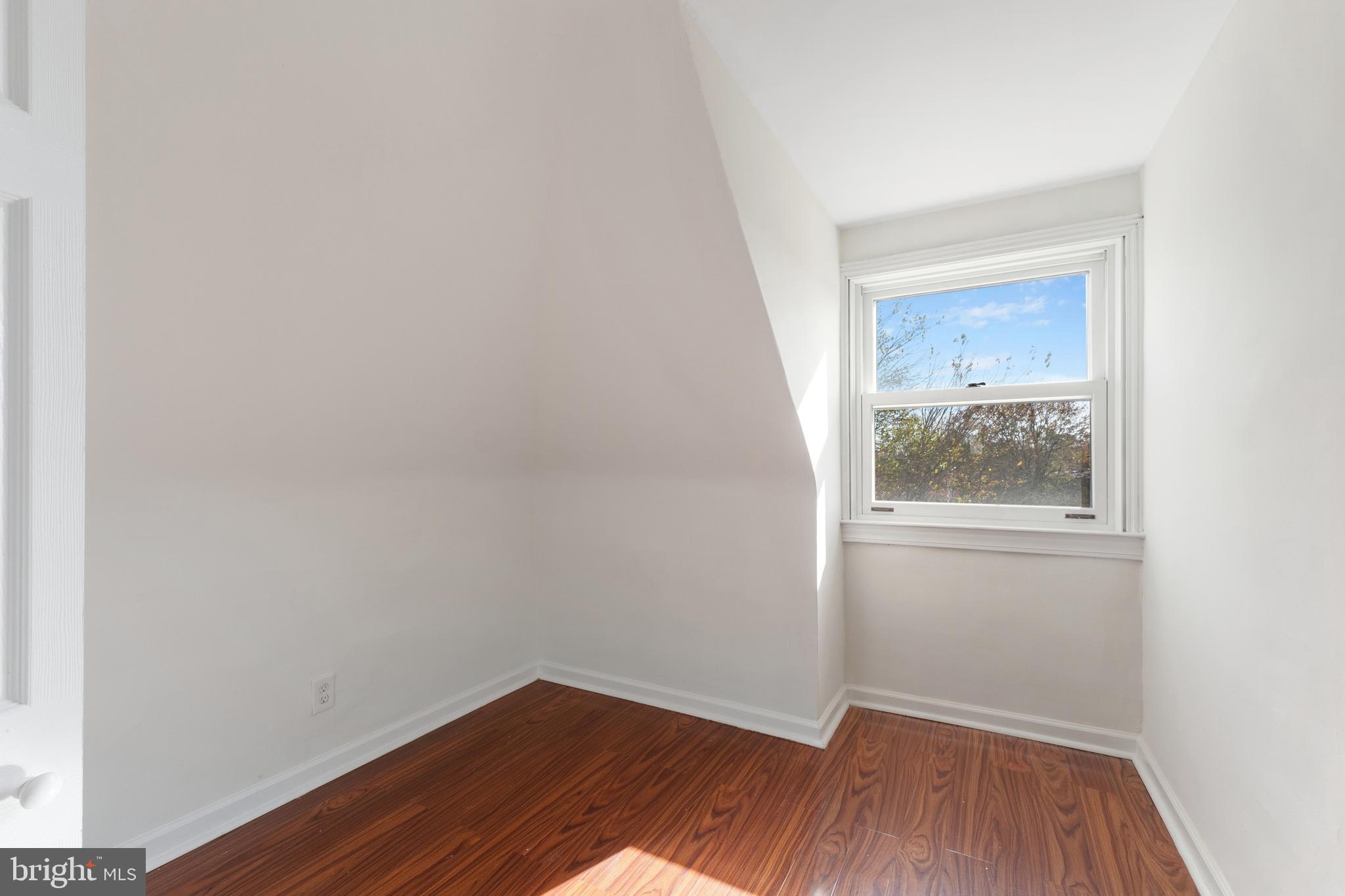 318 Seminole St