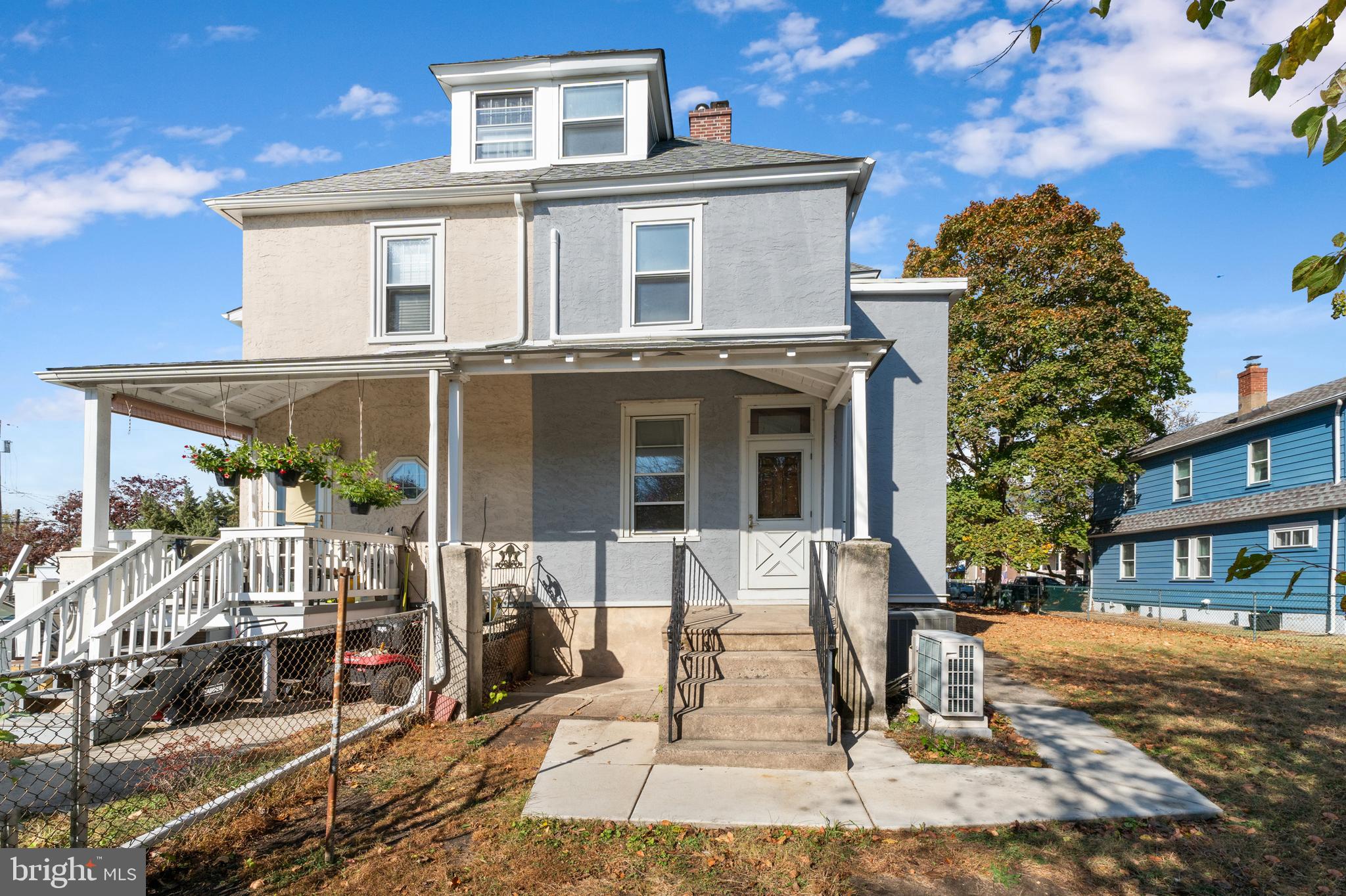 318 Seminole St