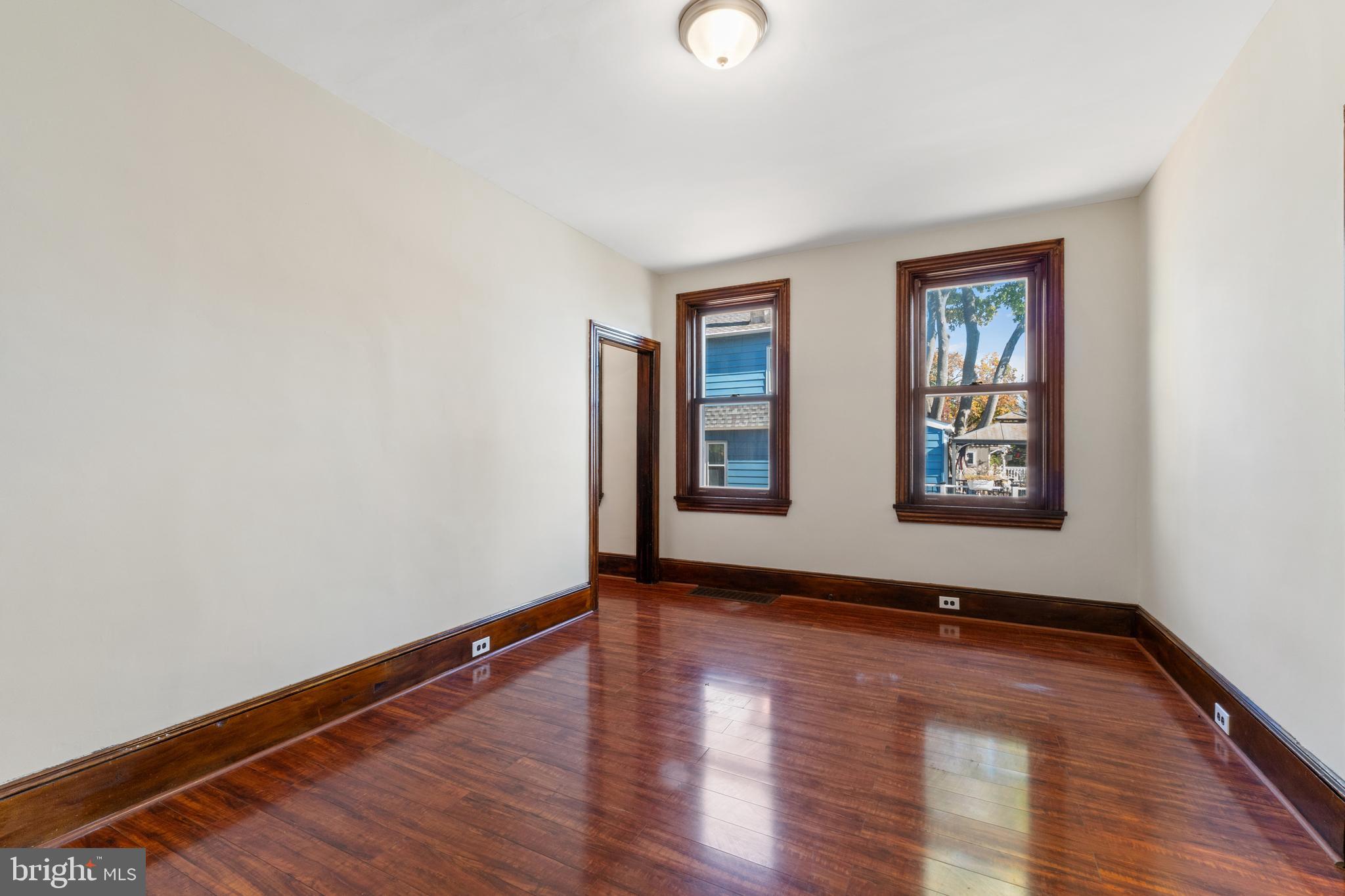 318 Seminole St