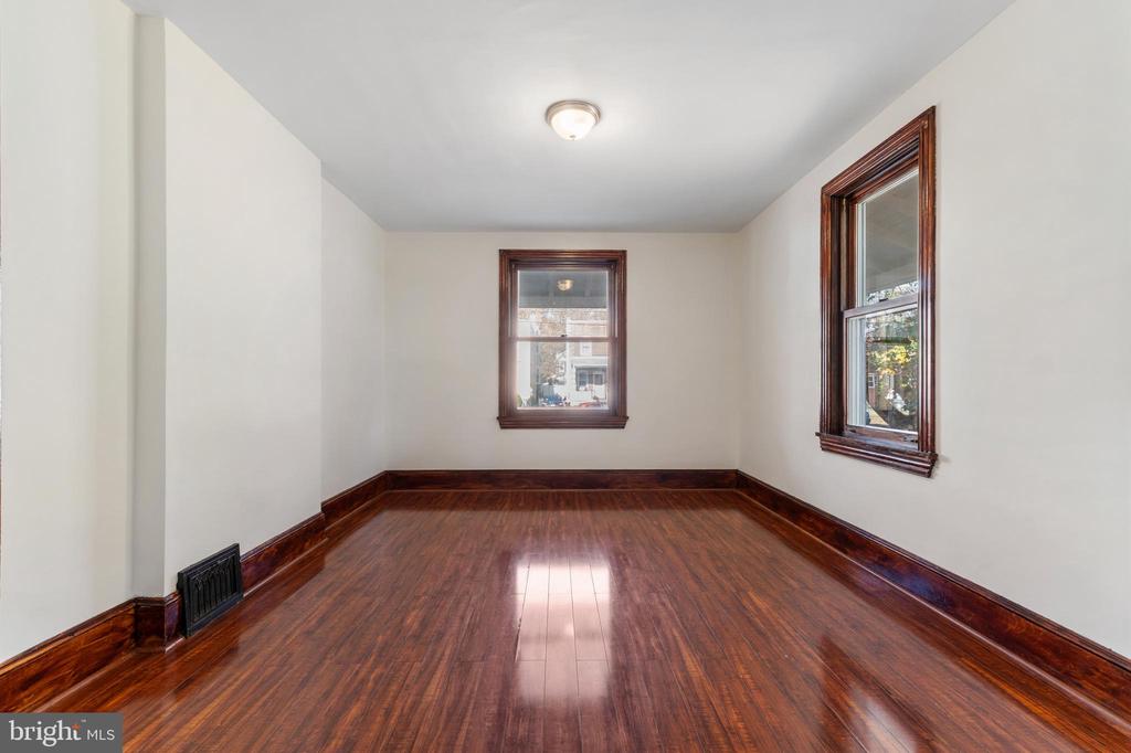 318 Seminole St