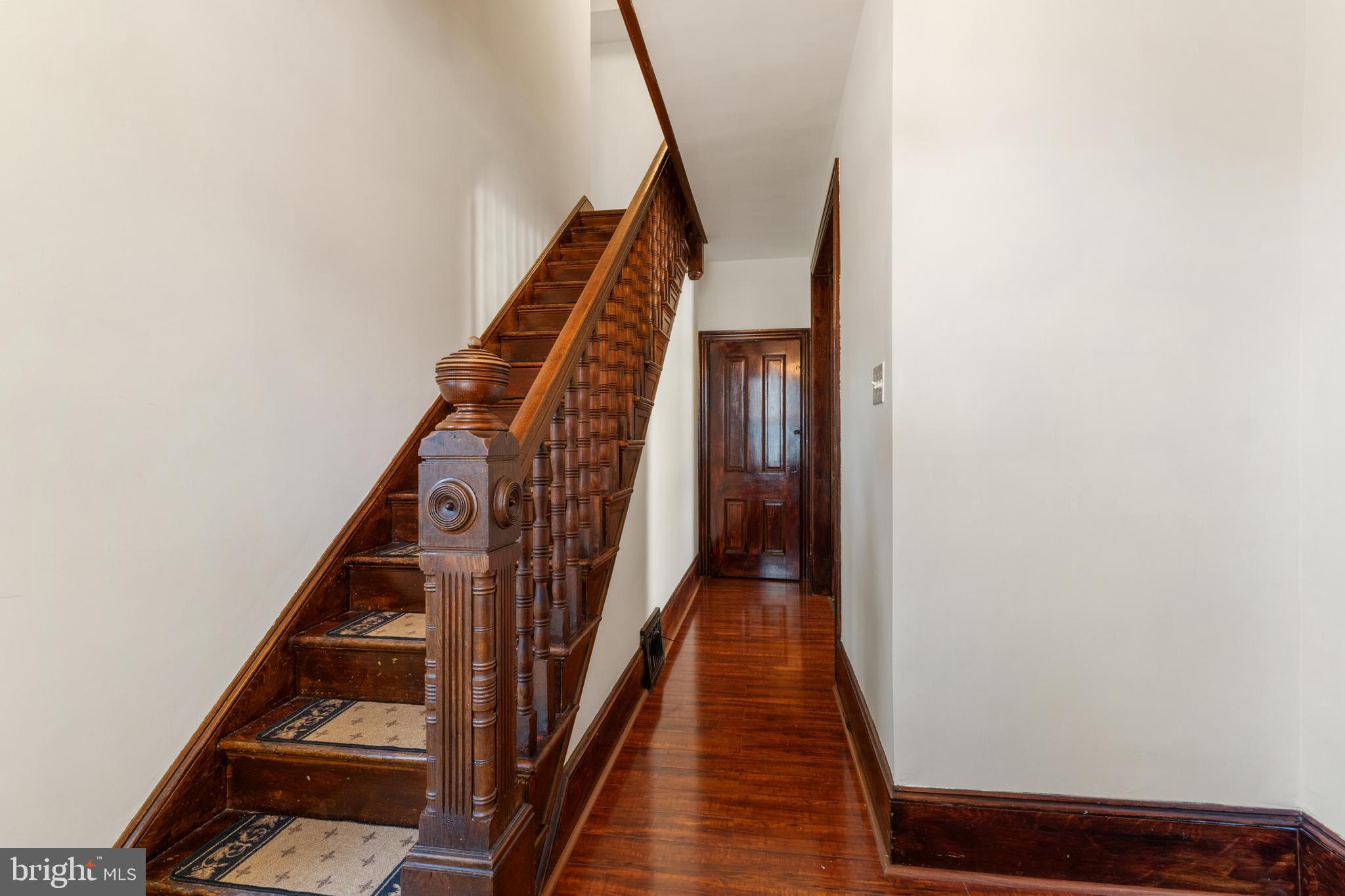 318 Seminole St
