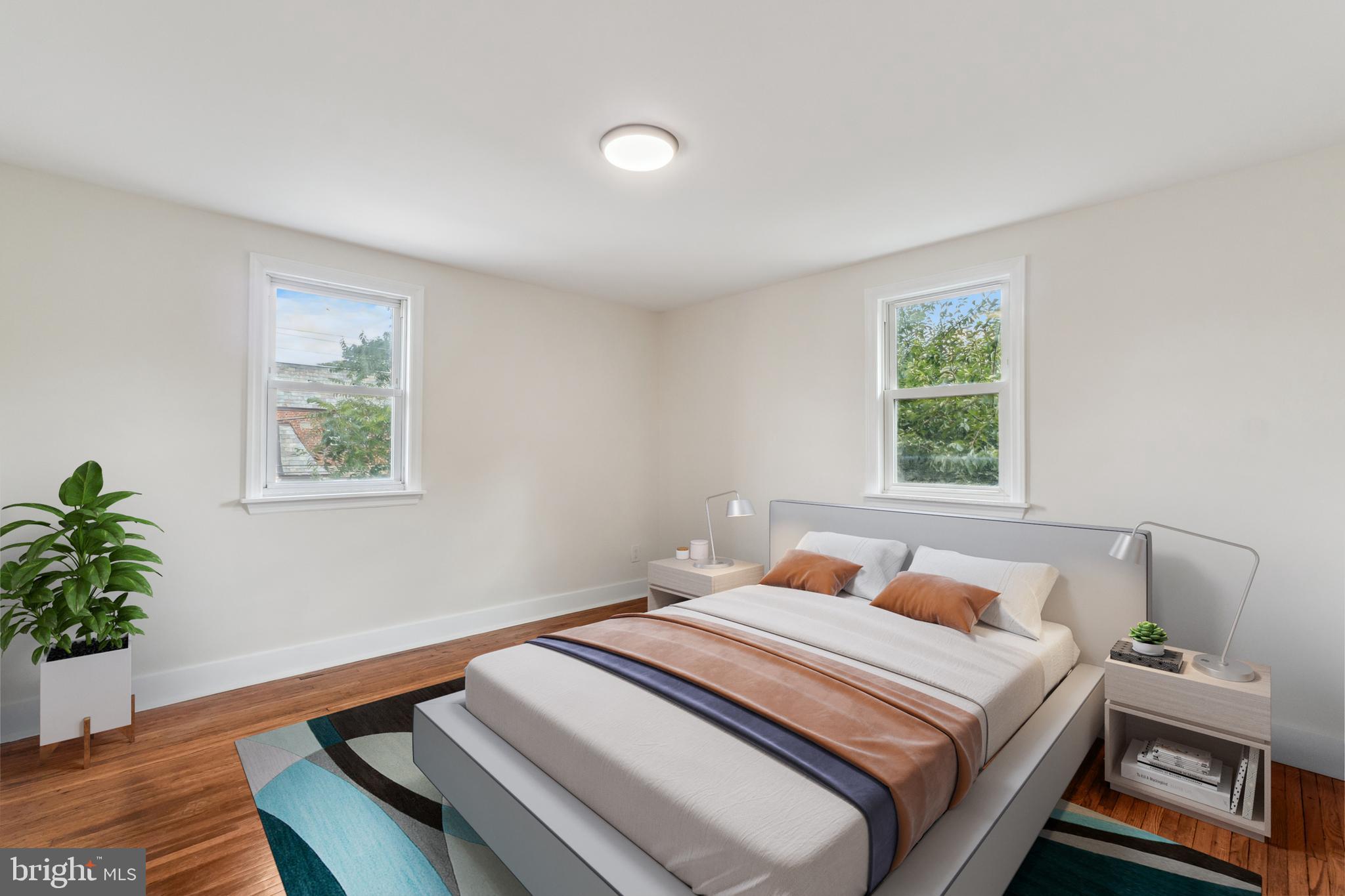 360 Edmonds Ave