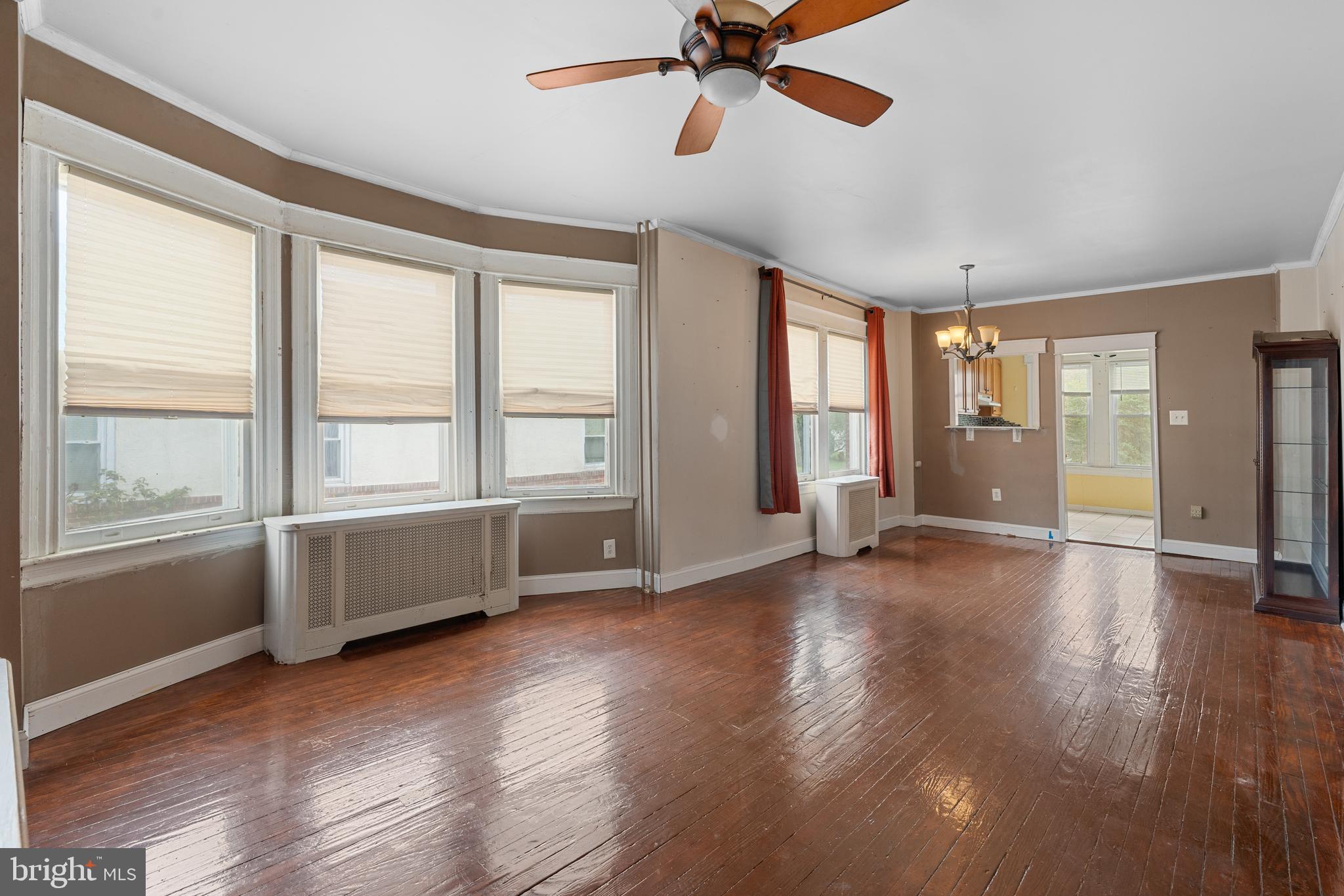 320 W Providence Rd