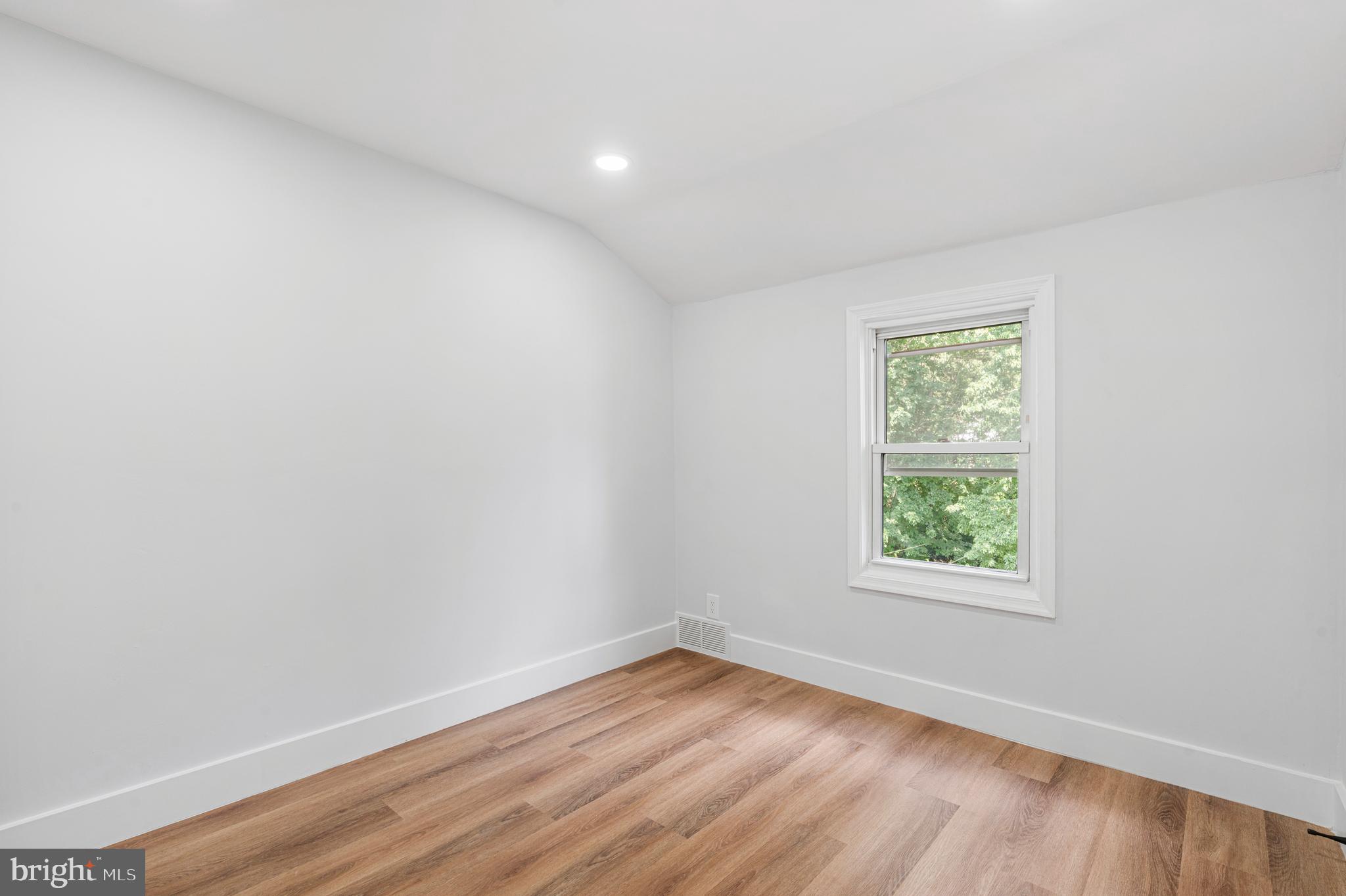 311 Beechwood Rd