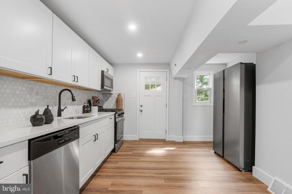 311 Beechwood Rd
