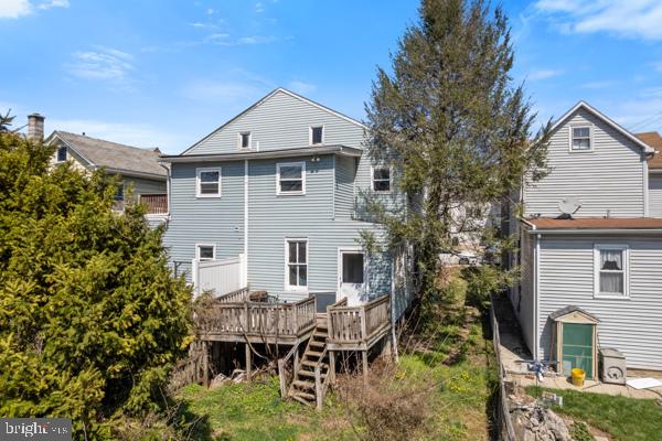 85 E Franklin St