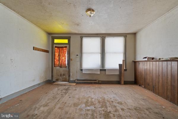 85 E Franklin St