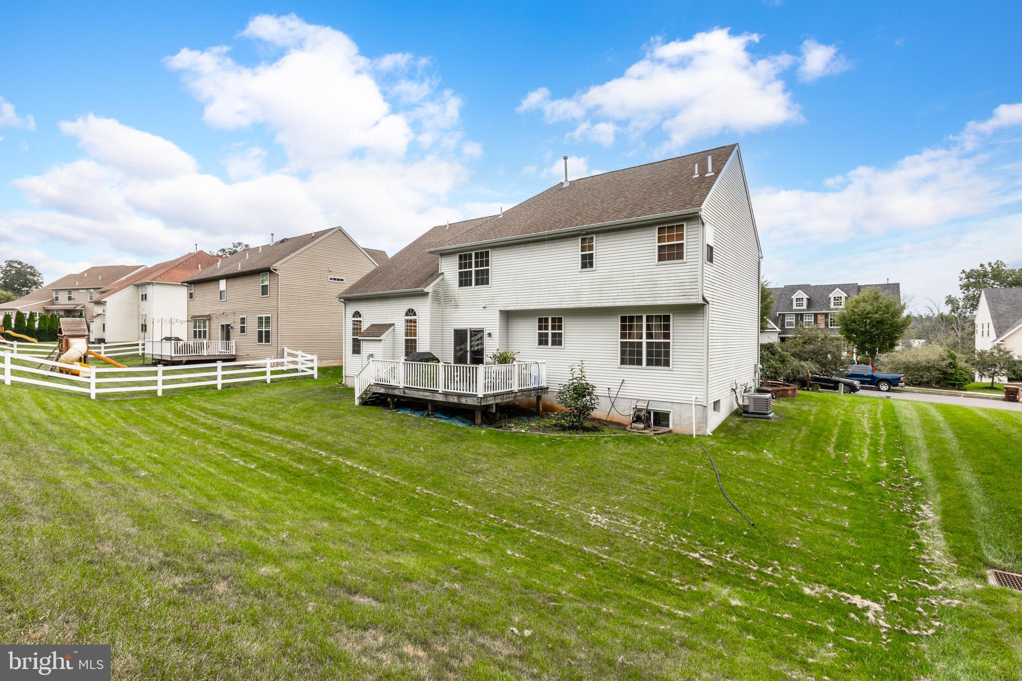 2679 Saint Victoria Dr