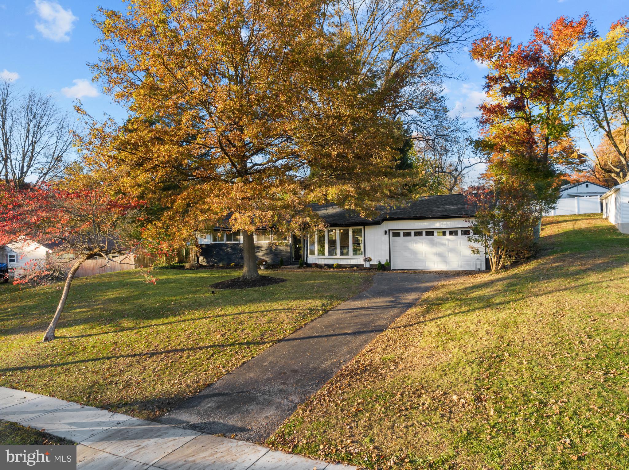 975 Betzwood Dr
