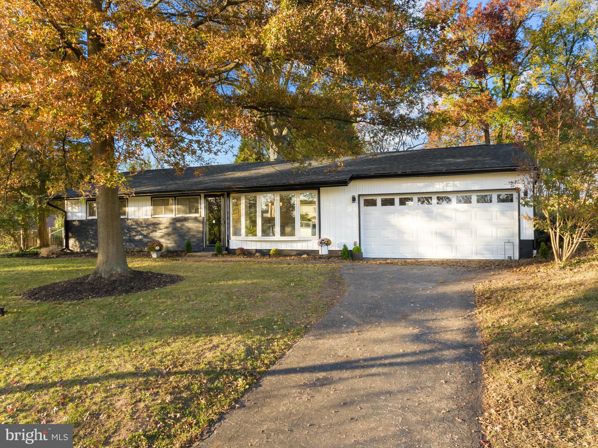 975 Betzwood Dr
