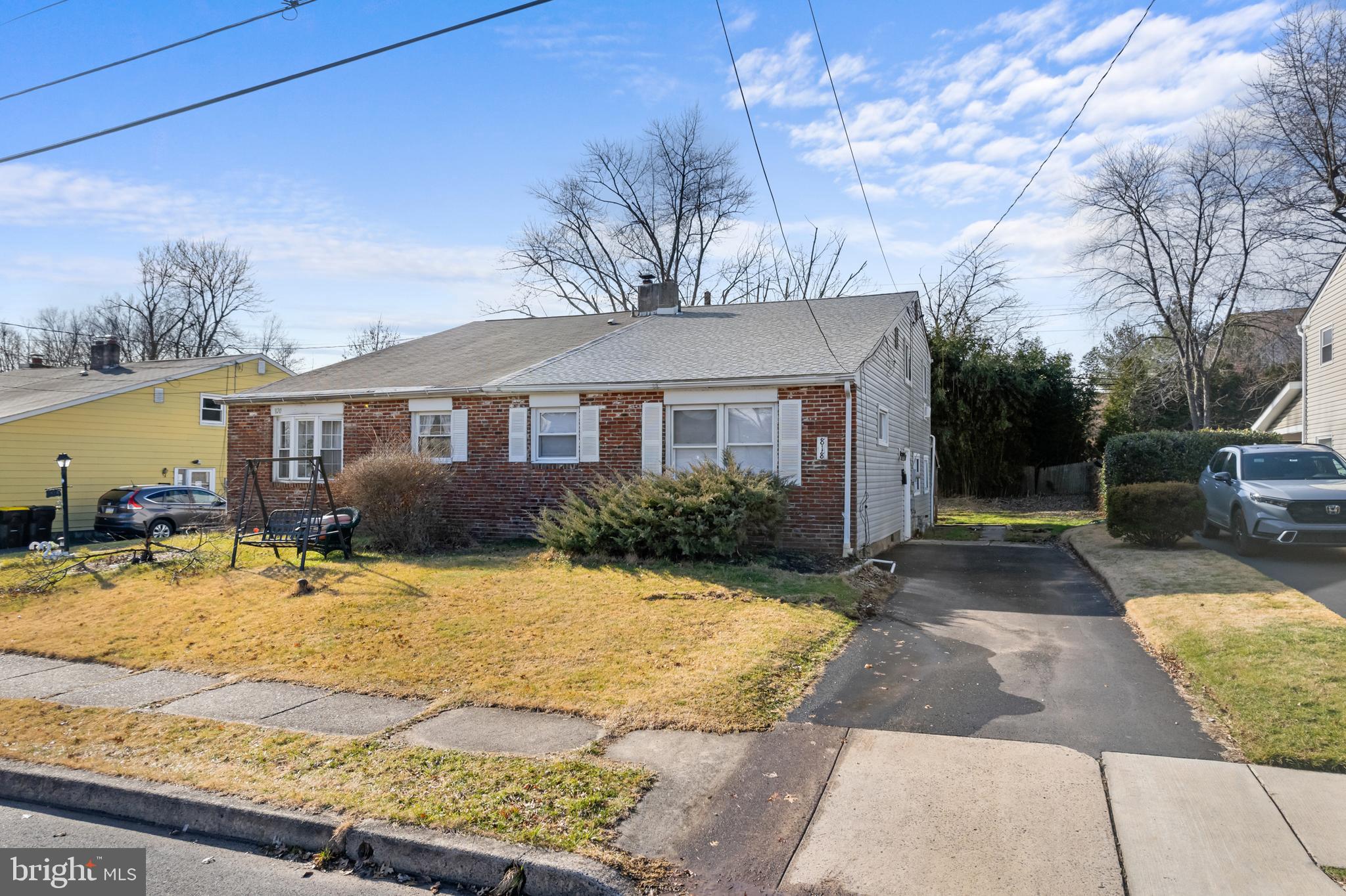 818 Cherry St