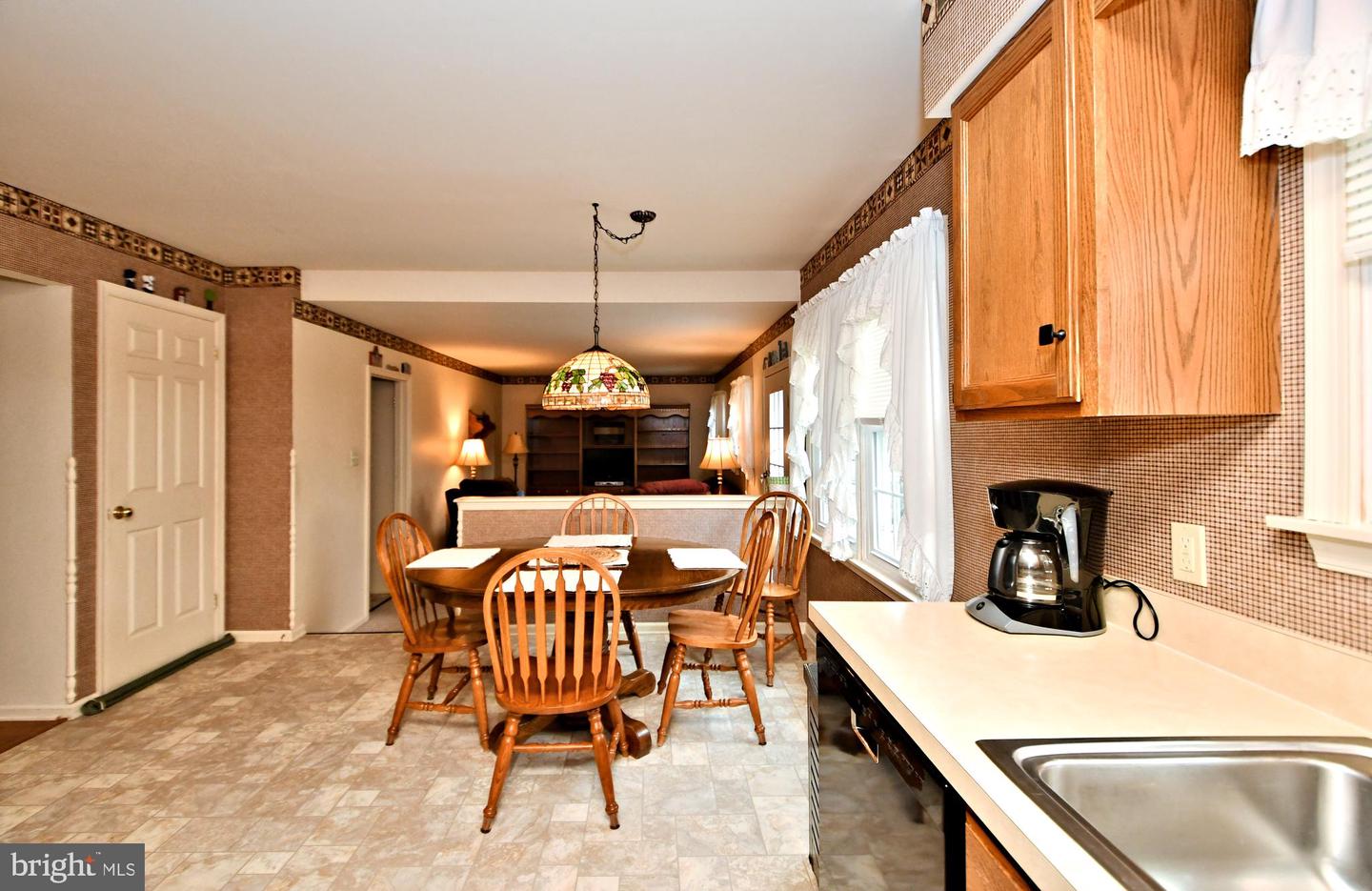 217 Jade Dr