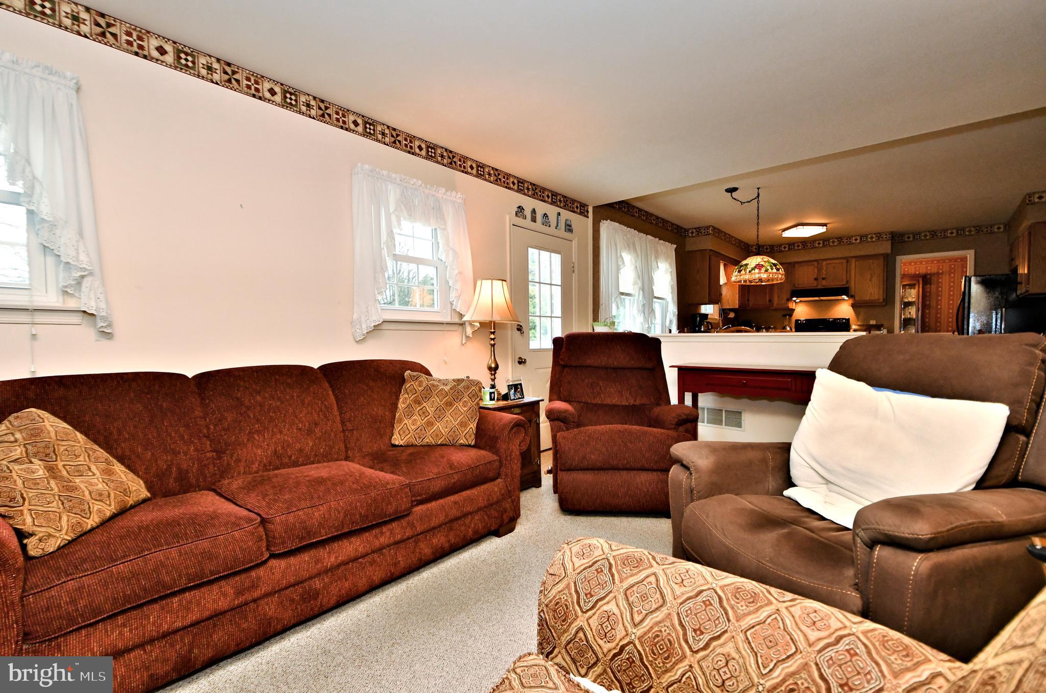 217 Jade Dr
