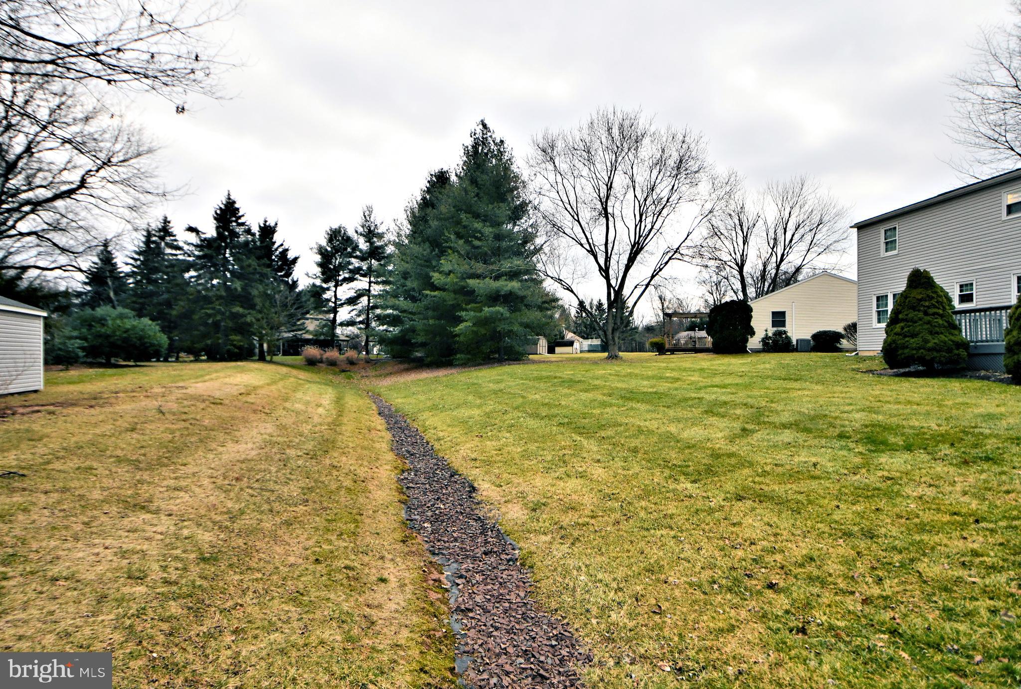 217 Jade Dr