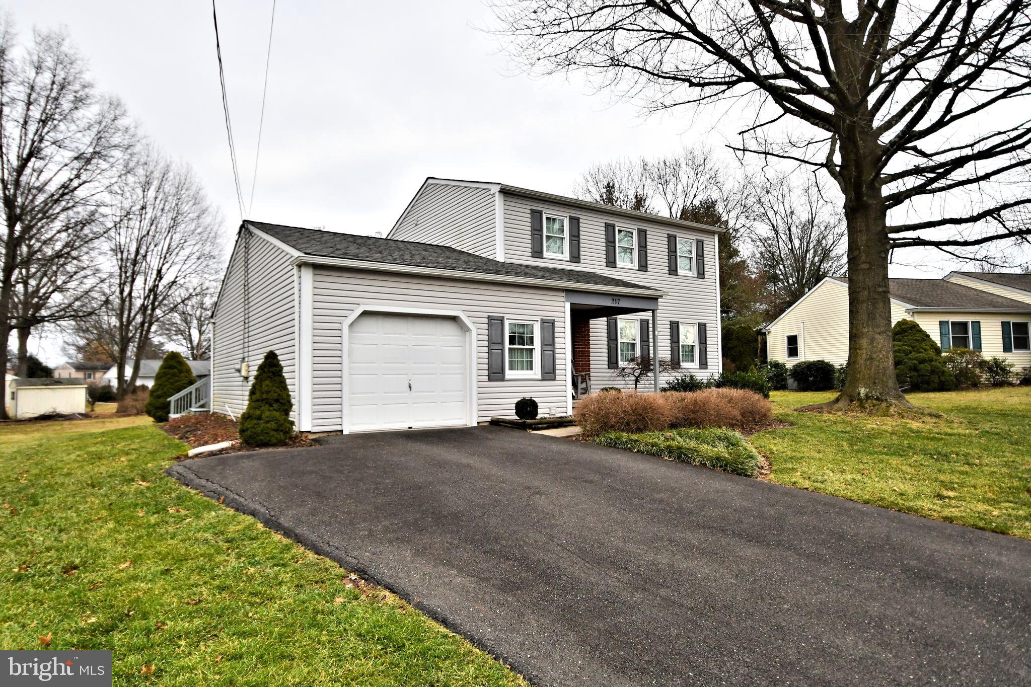 217 Jade Dr