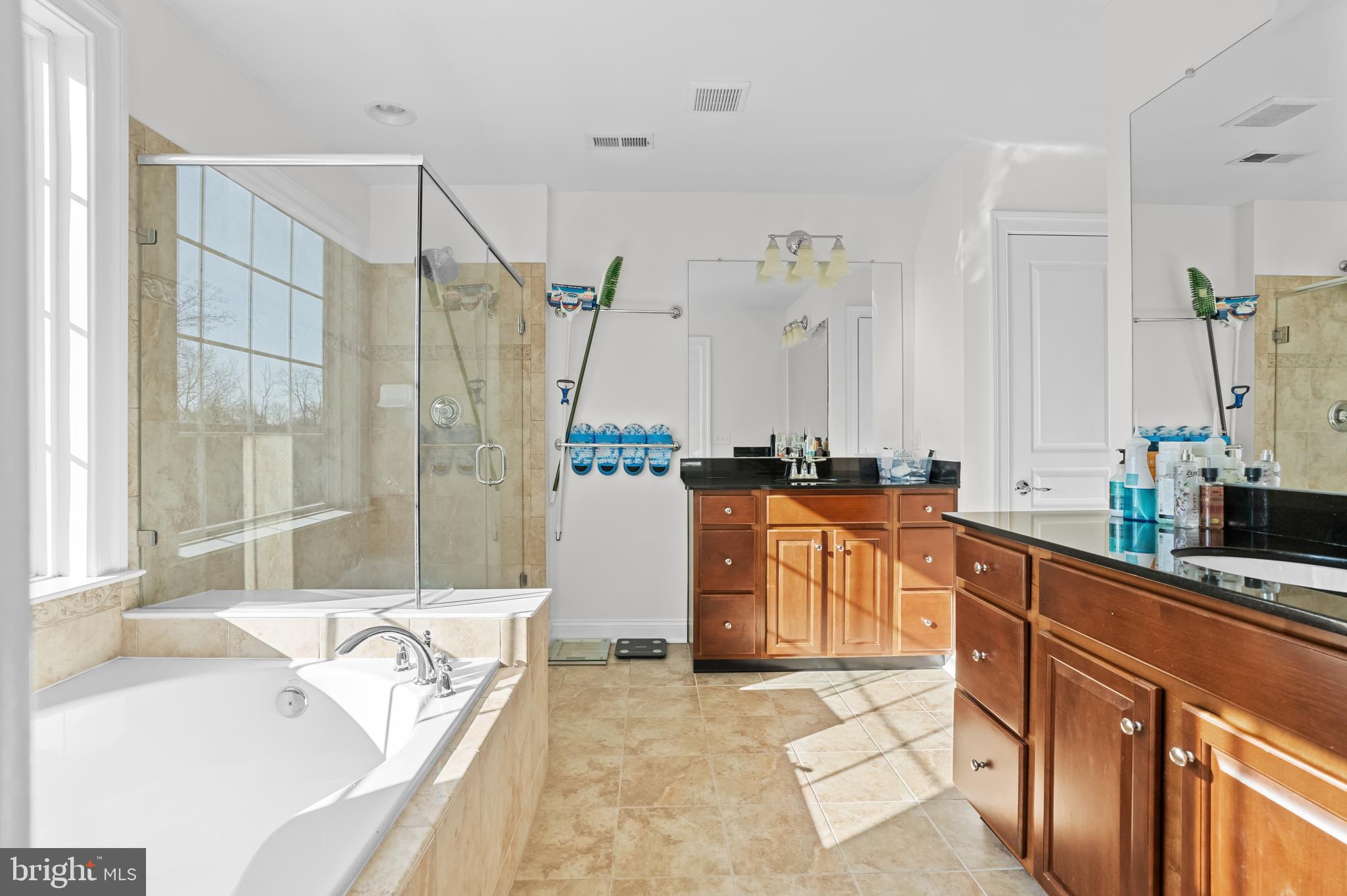 106 Bishop Dr