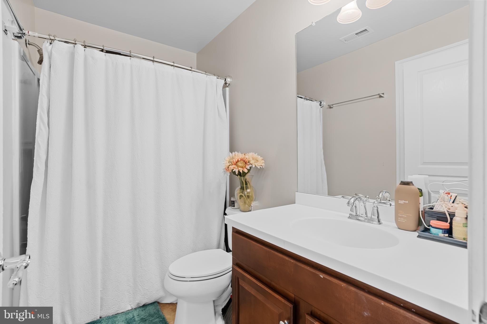 106 Bishop Dr