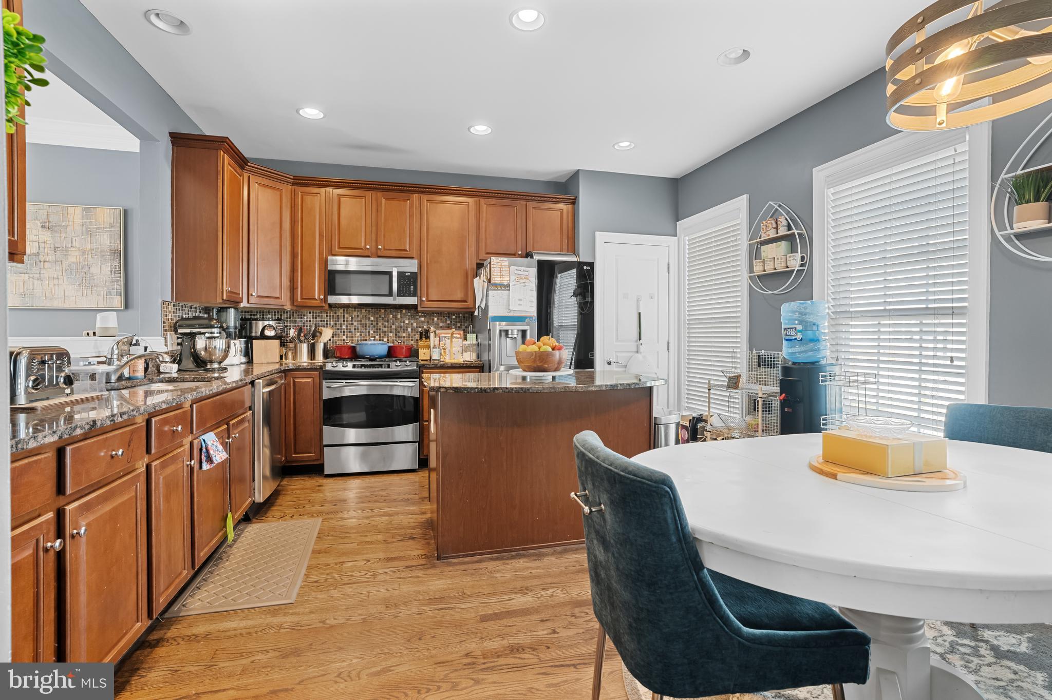 106 Bishop Dr