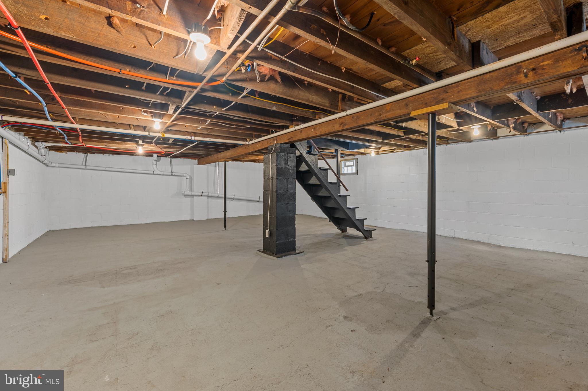 717 2nd Ave