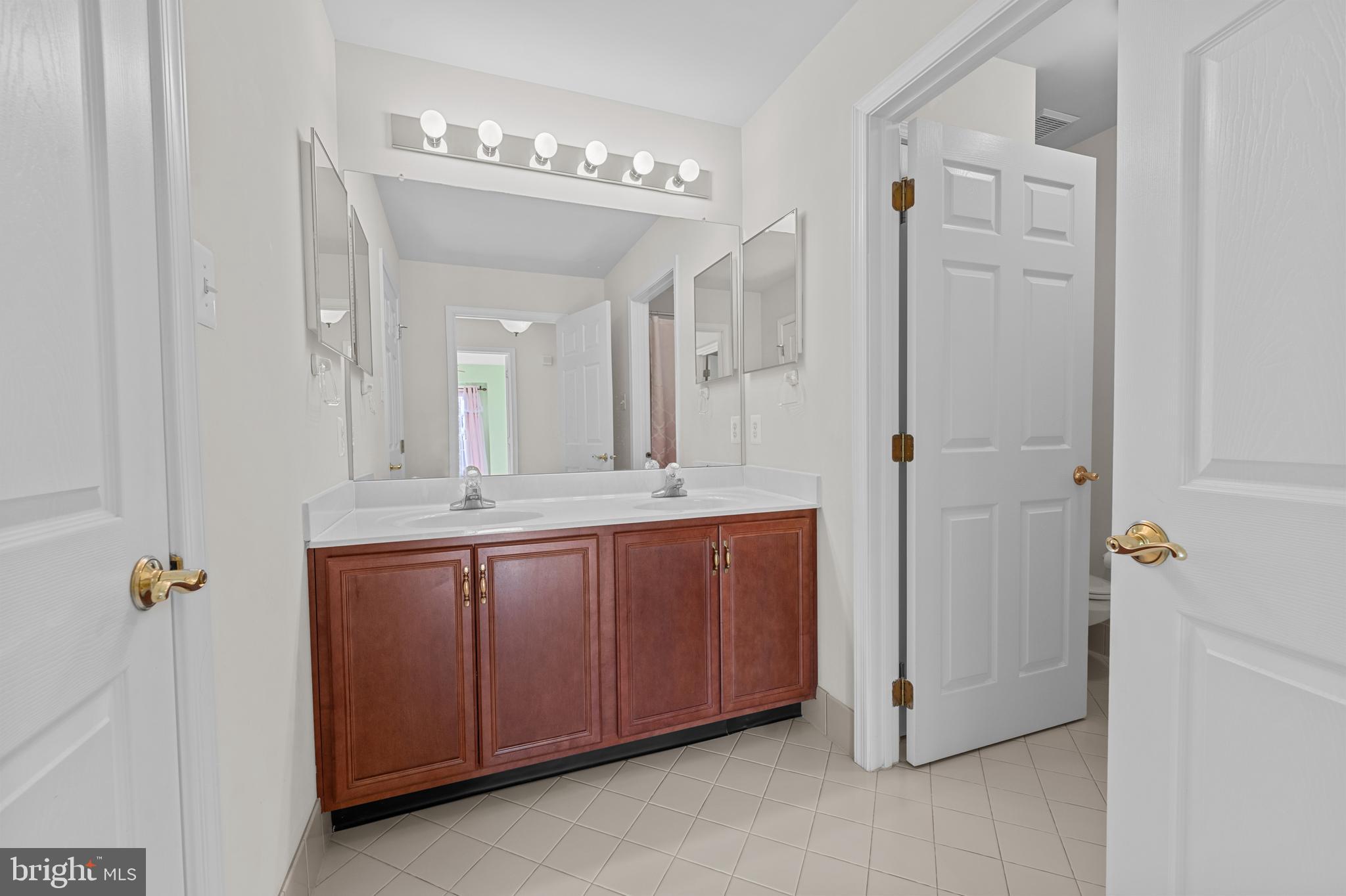 82 Mallard Ct