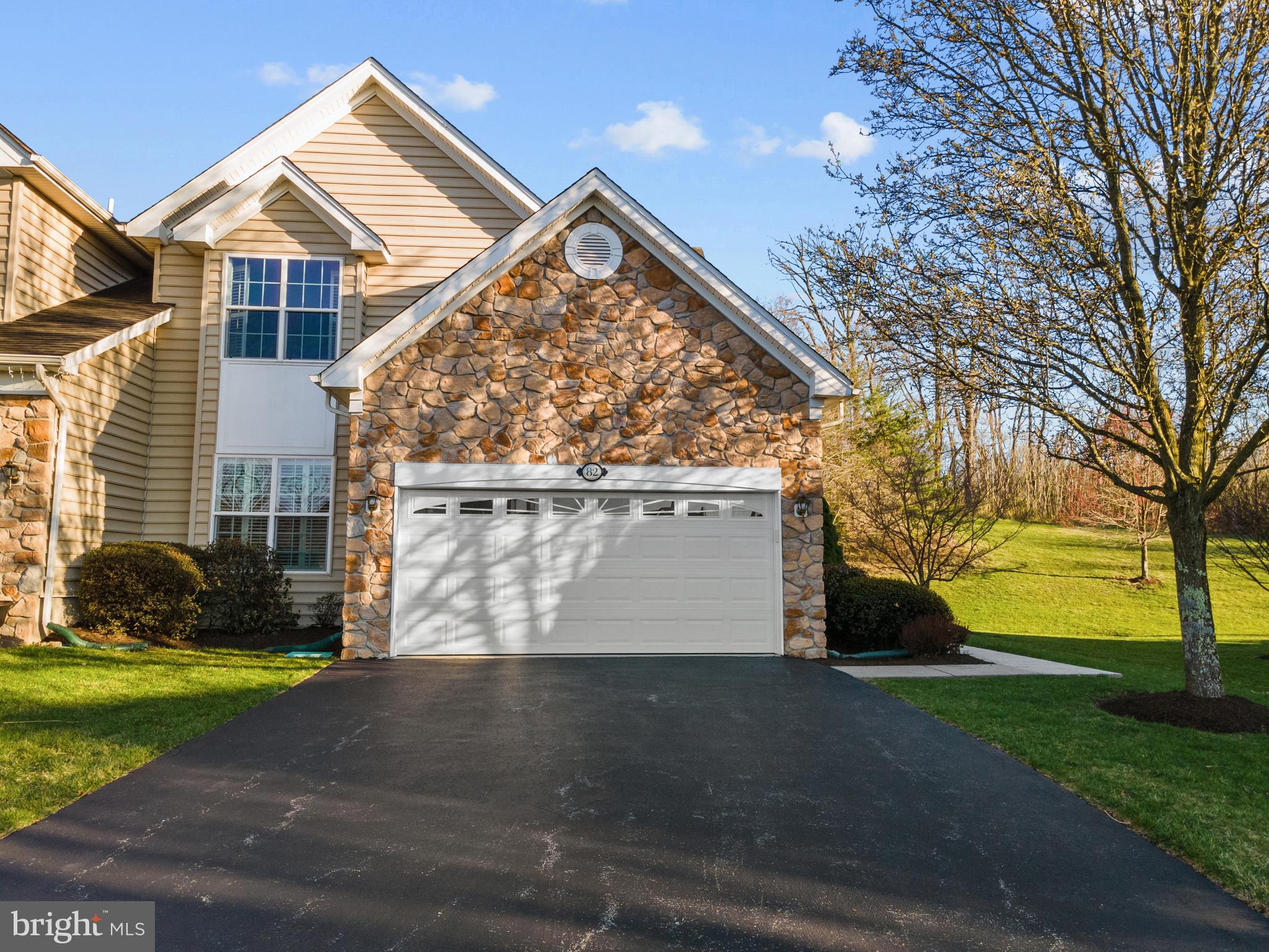 82 Mallard Ct