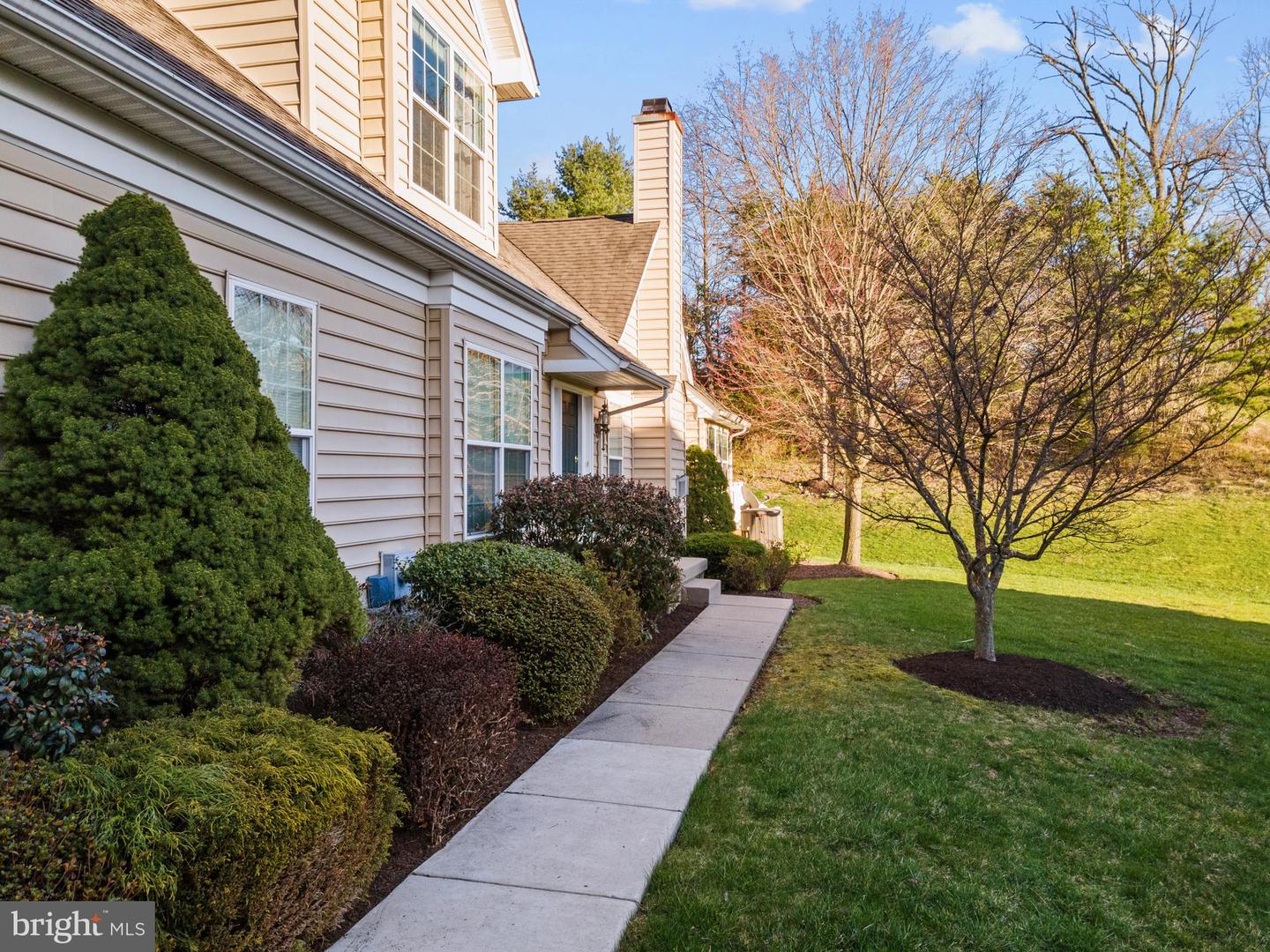 82 Mallard Ct