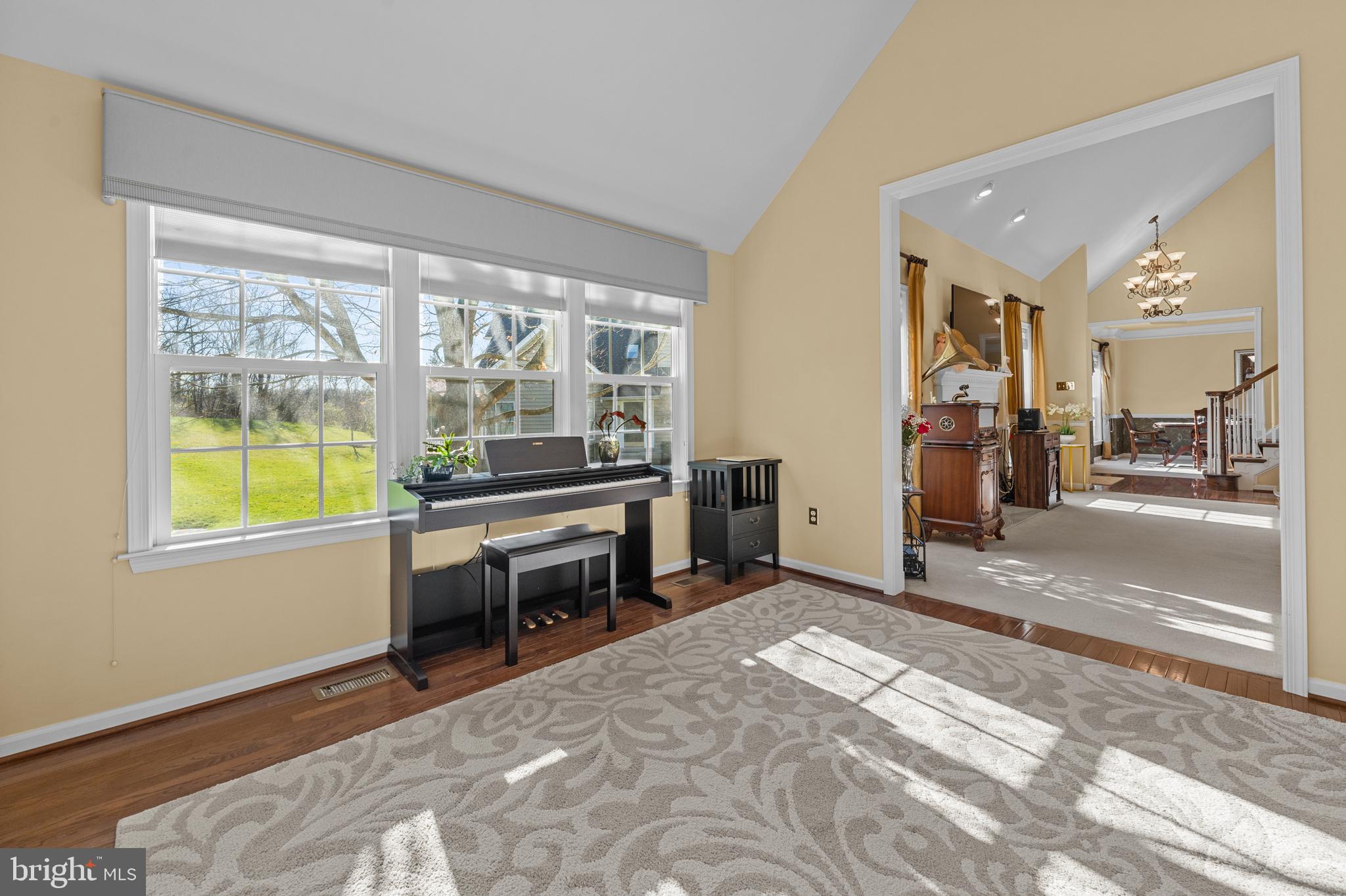 82 Mallard Ct